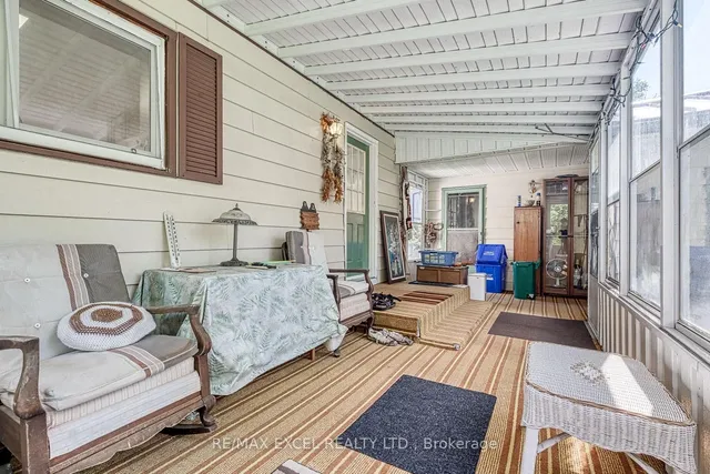 124 Moore's Beach Rd, Georgina 2