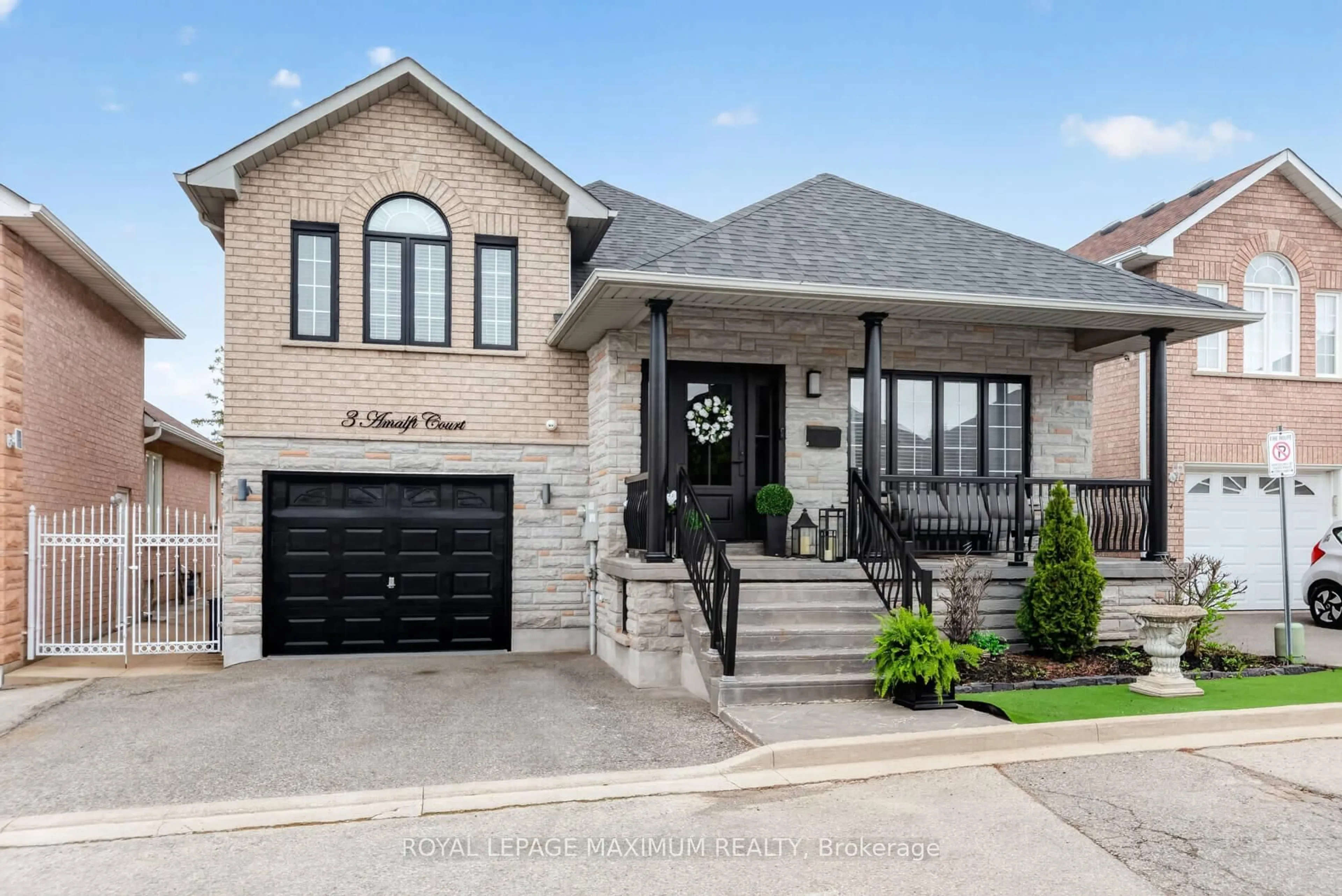 Home with brick exterior material, street for 3 Amalfi Crt, Vaughan Ontario L4L 9S2