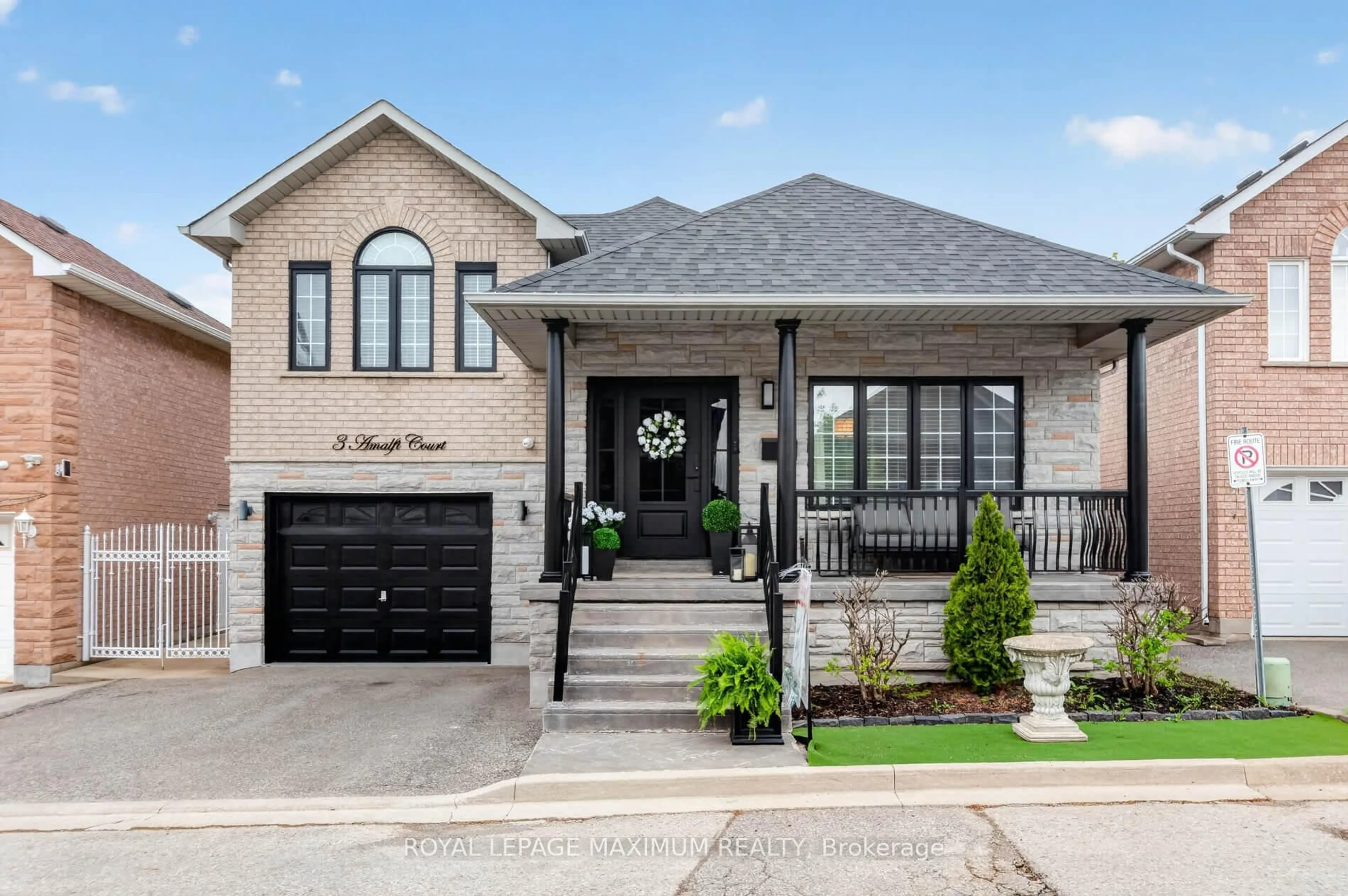 Home with brick exterior material, street for 3 Amalfi Crt, Vaughan Ontario L4L 9S2