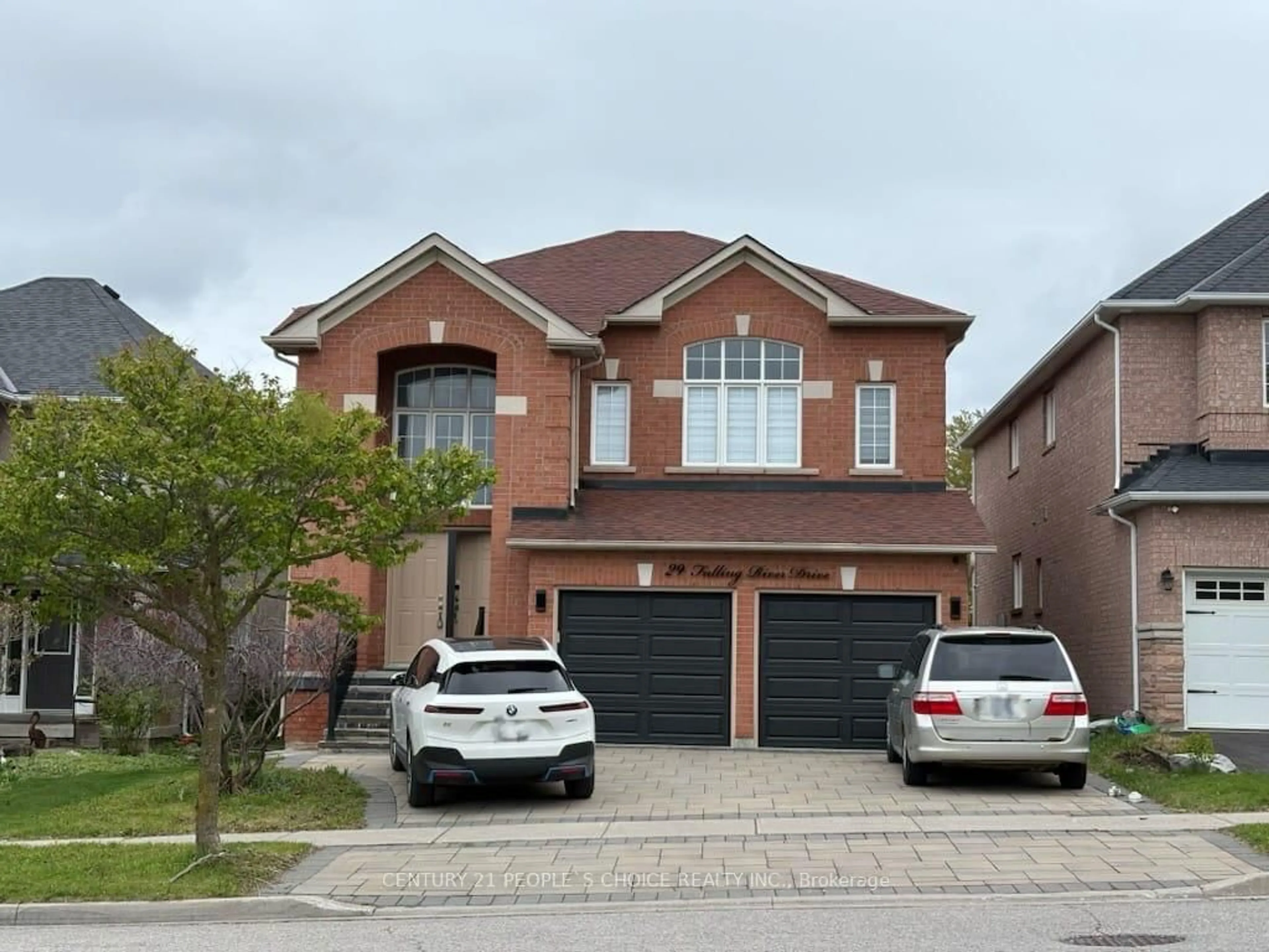 Home with brick exterior material, street for 29 Falling River Dr, Richmond Hill Ontario L4S 2R1