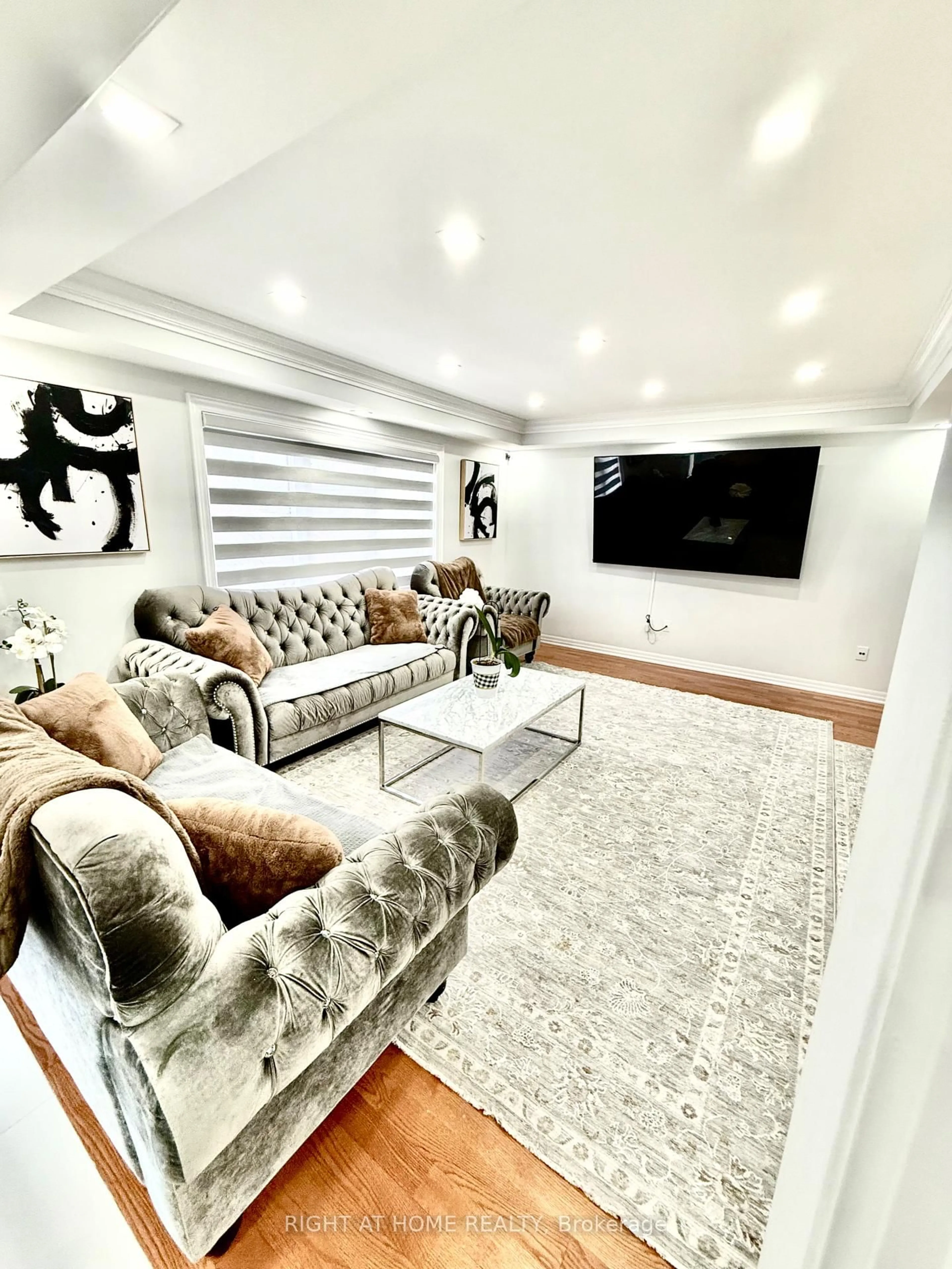 Living room with furniture, unknown for 64 Williamson Family Hllw, Newmarket Ontario L3X 3K2
