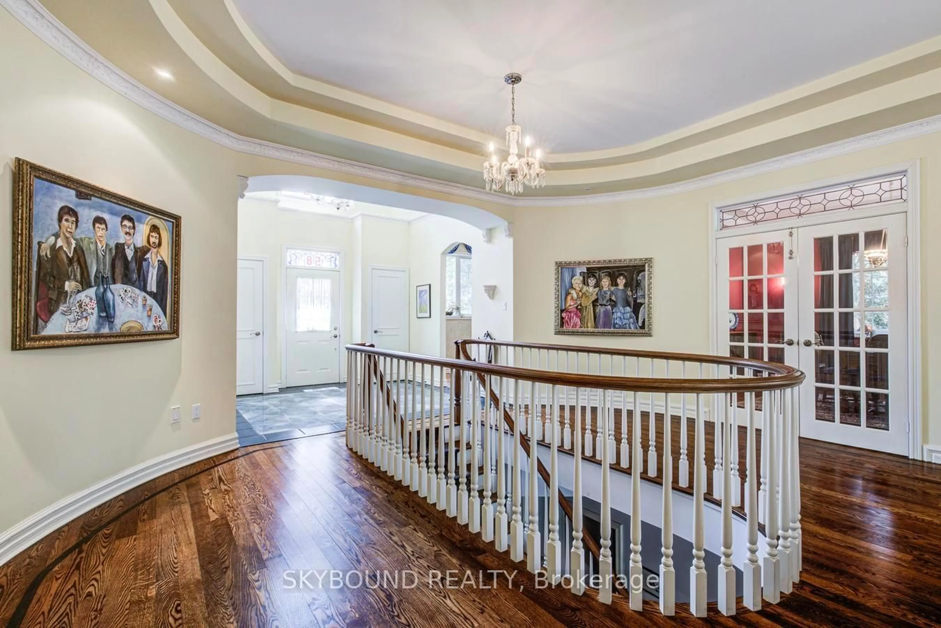 Indoor foyer for 58 Kirk Dr, Markham Ontario L3T 3L1