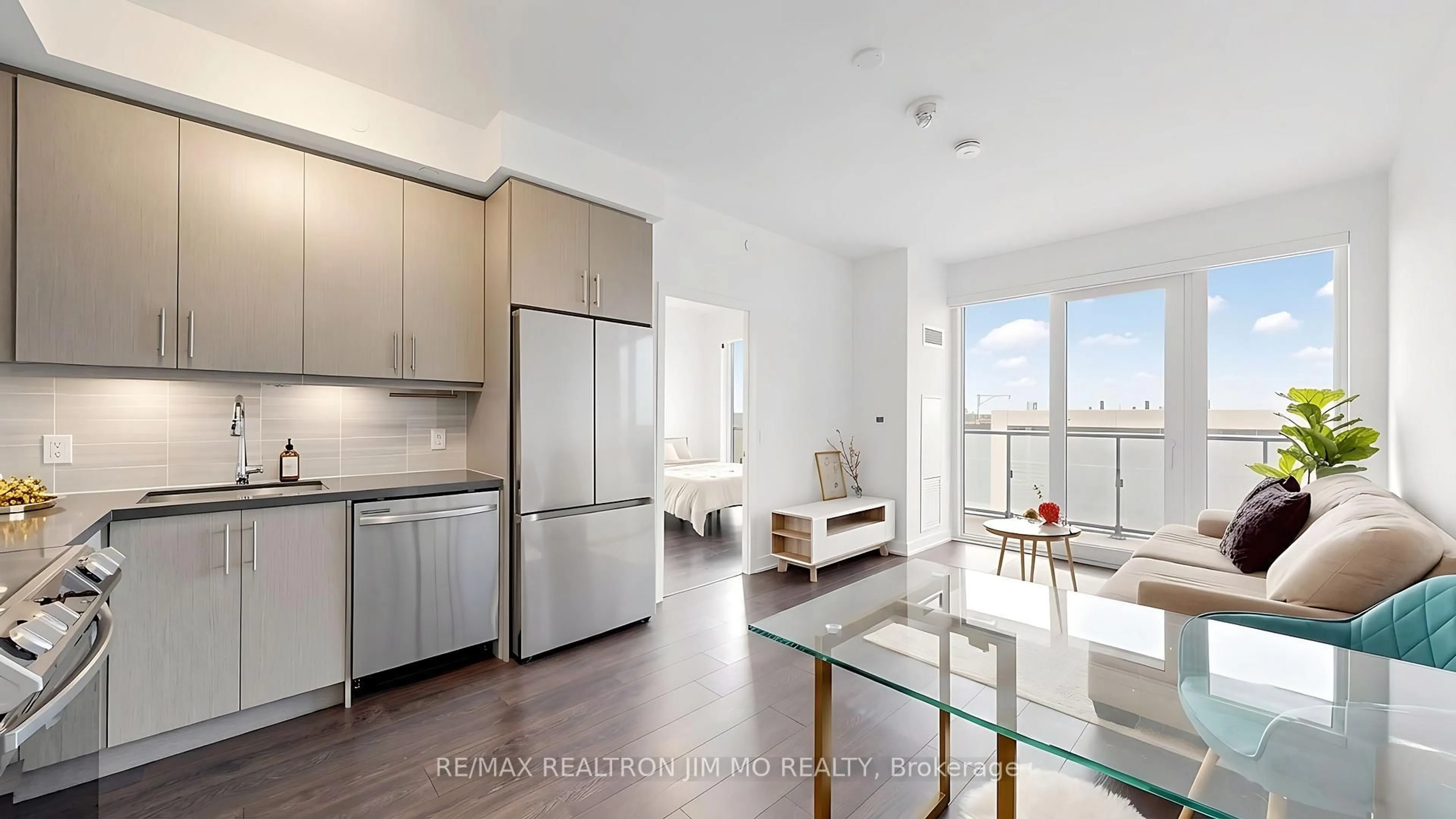 Open concept kitchen, unknown for 95 Oneida Cres #2304, Richmond Hill Ontario L4B 0H5