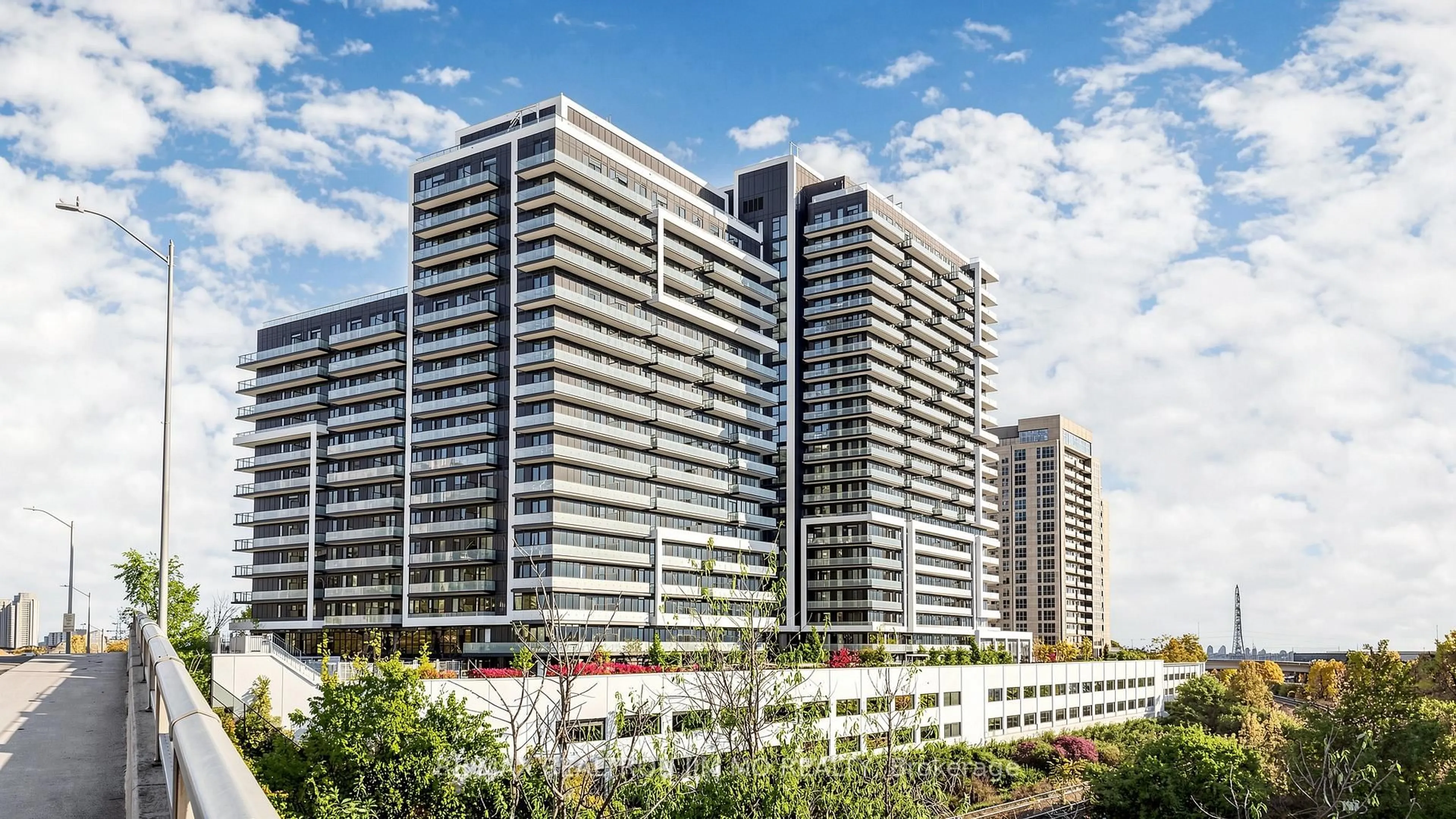 Unknown for 95 Oneida Cres #2304, Richmond Hill Ontario L4B 0H5