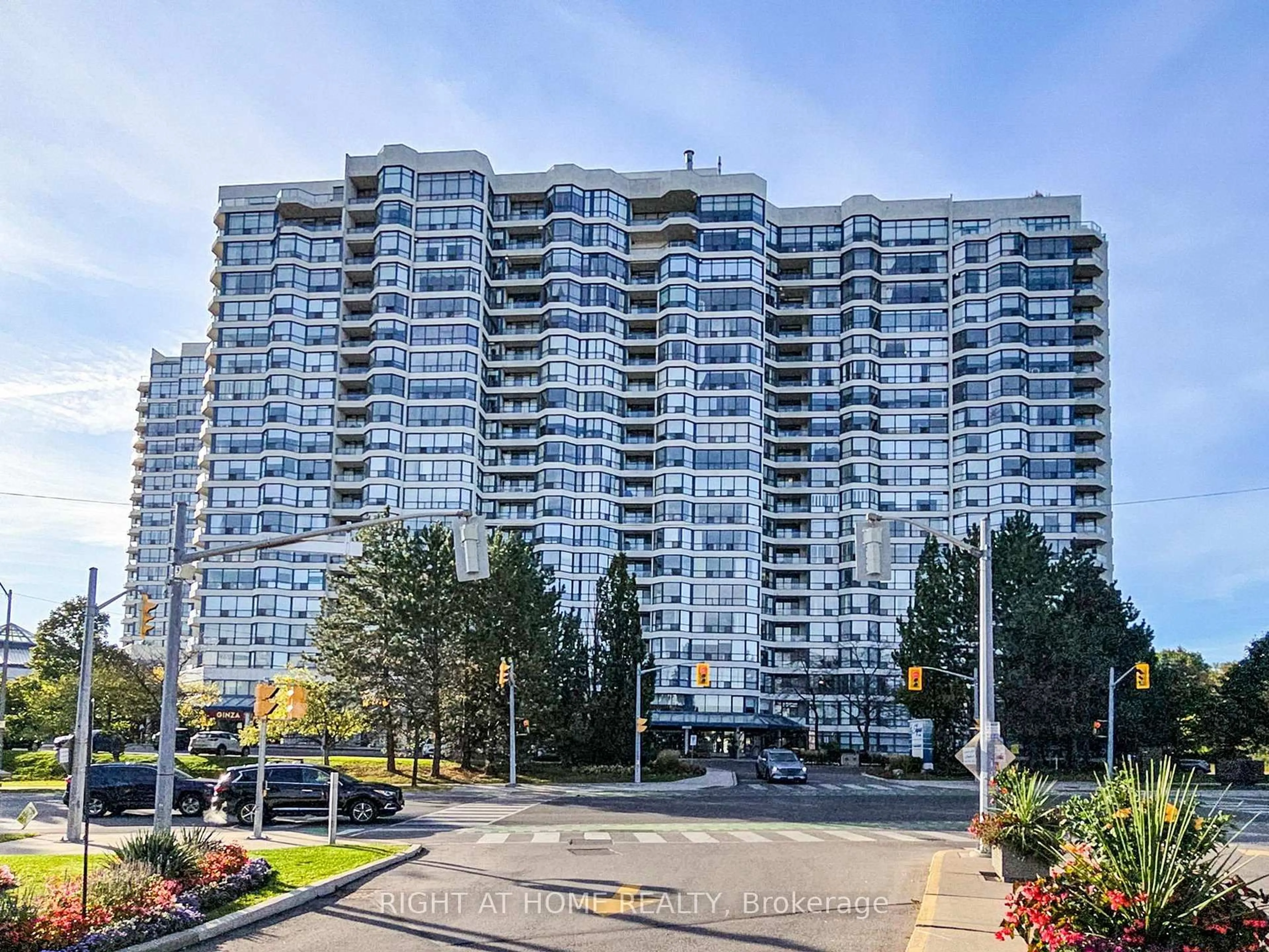 A pic from outside/outdoor area/front of a property/back of a property/a pic from drone, unknown for 1 Clark Ave #402, Vaughan Ontario L4J 7Y6