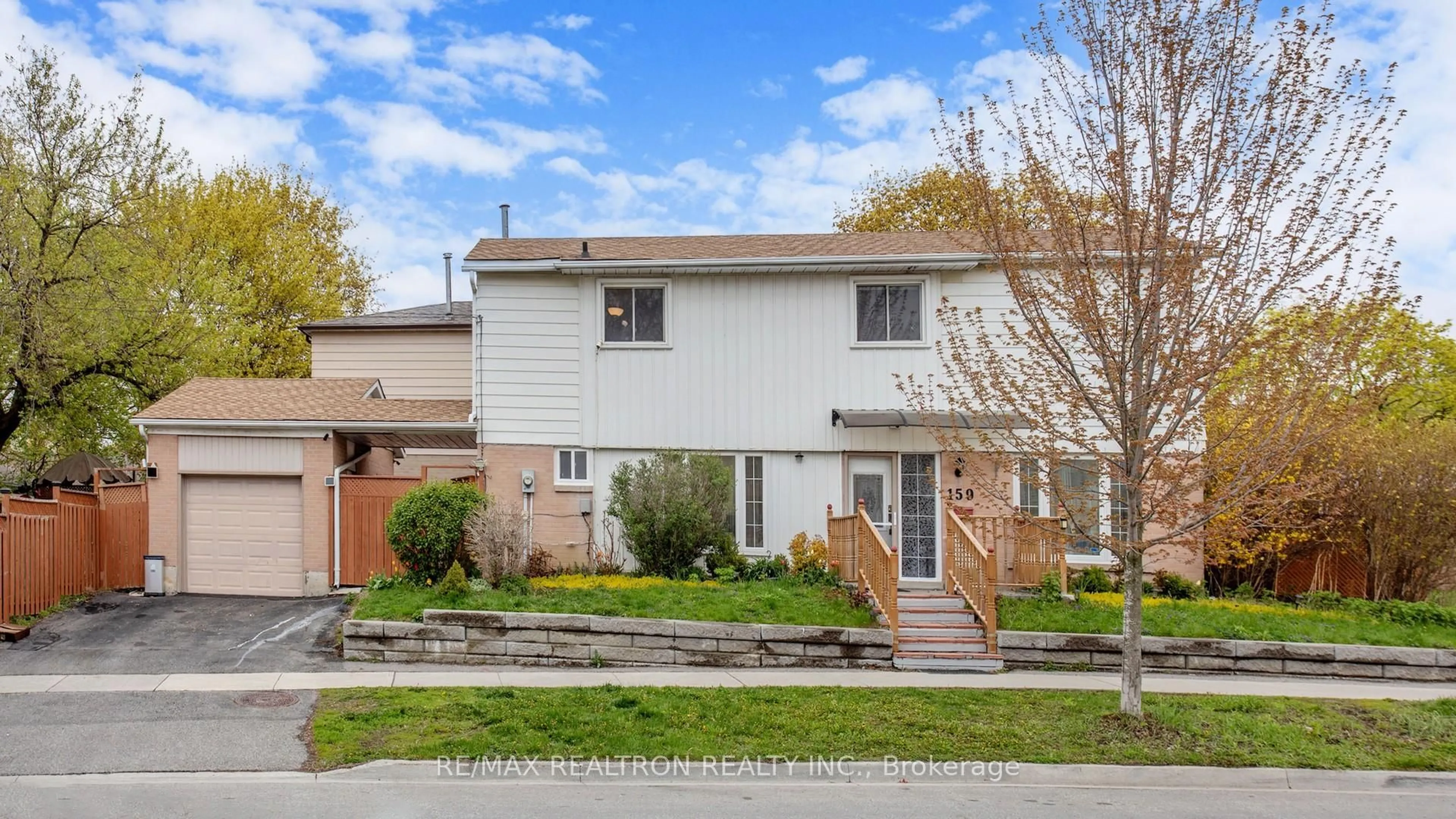 Home with brick exterior material, street for 159 Patterson St, Newmarket Ontario L3Y 3L4