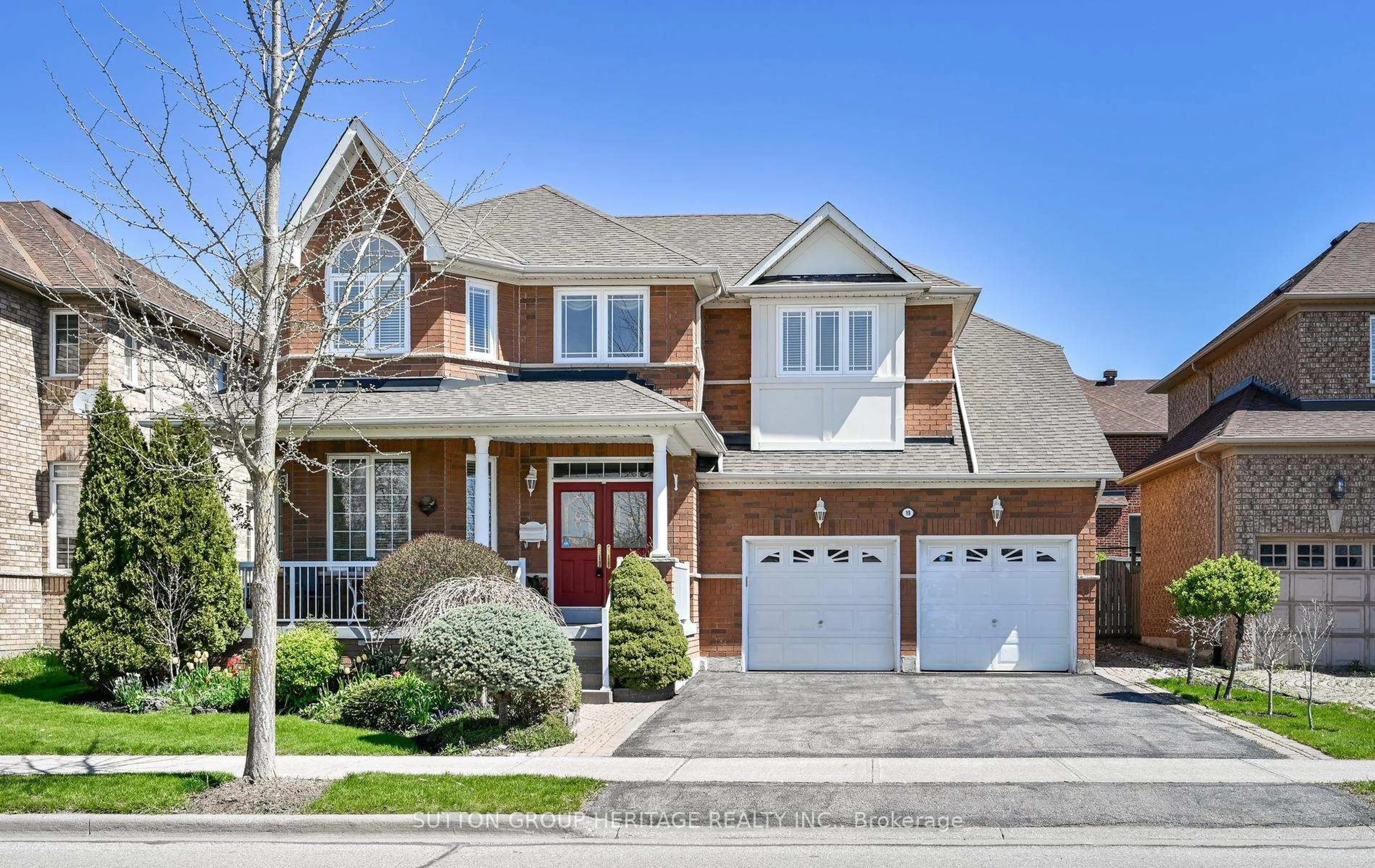 Home with brick exterior material, street for 19 Country Ridge Dr, Markham Ontario L6E 1C4