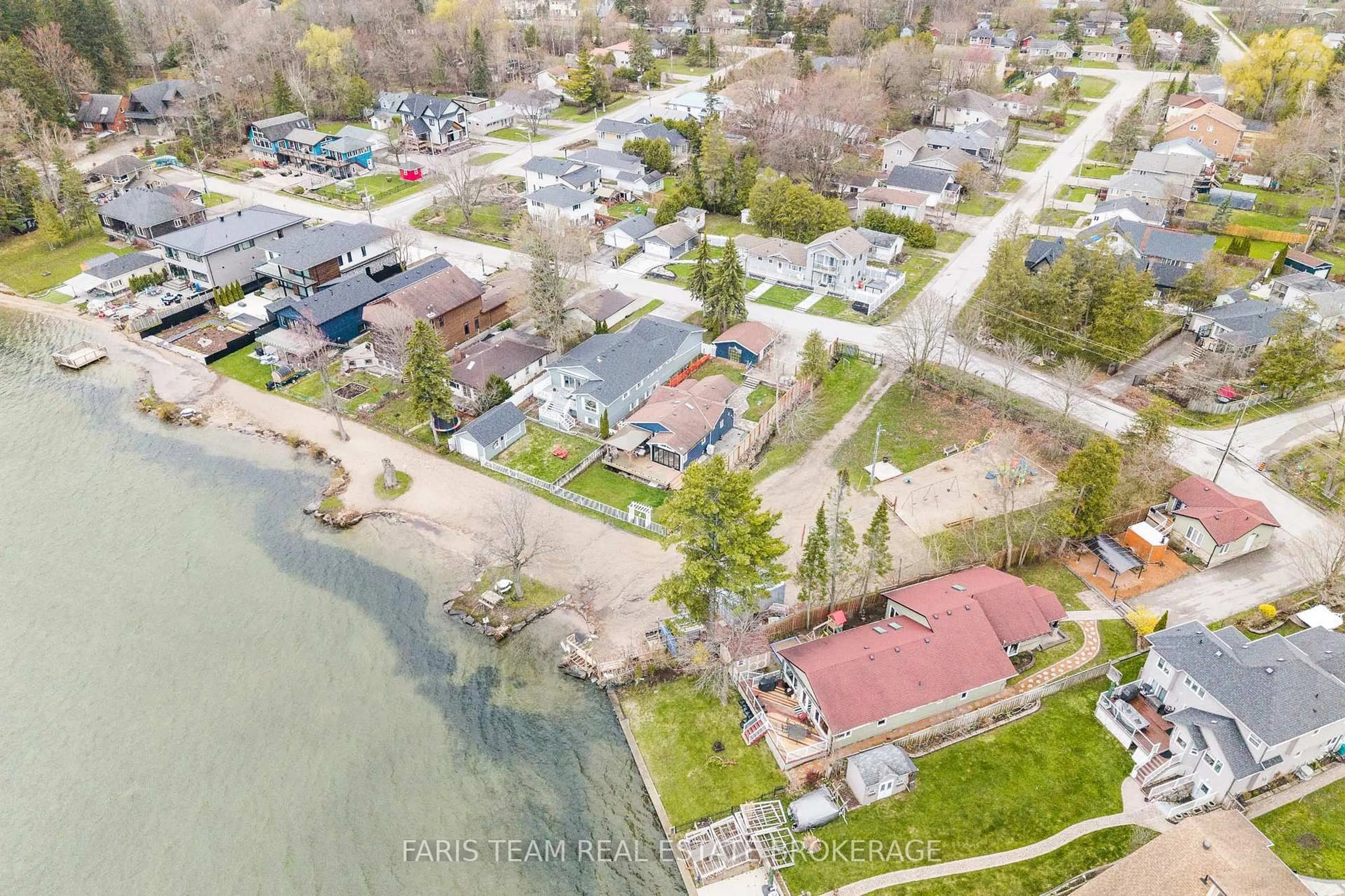 A pic from outside/outdoor area/front of a property/back of a property/a pic from drone, water/lake/river/ocean view for 2003 Inglewood Dr, Innisfil Ontario L9S 1Z1
