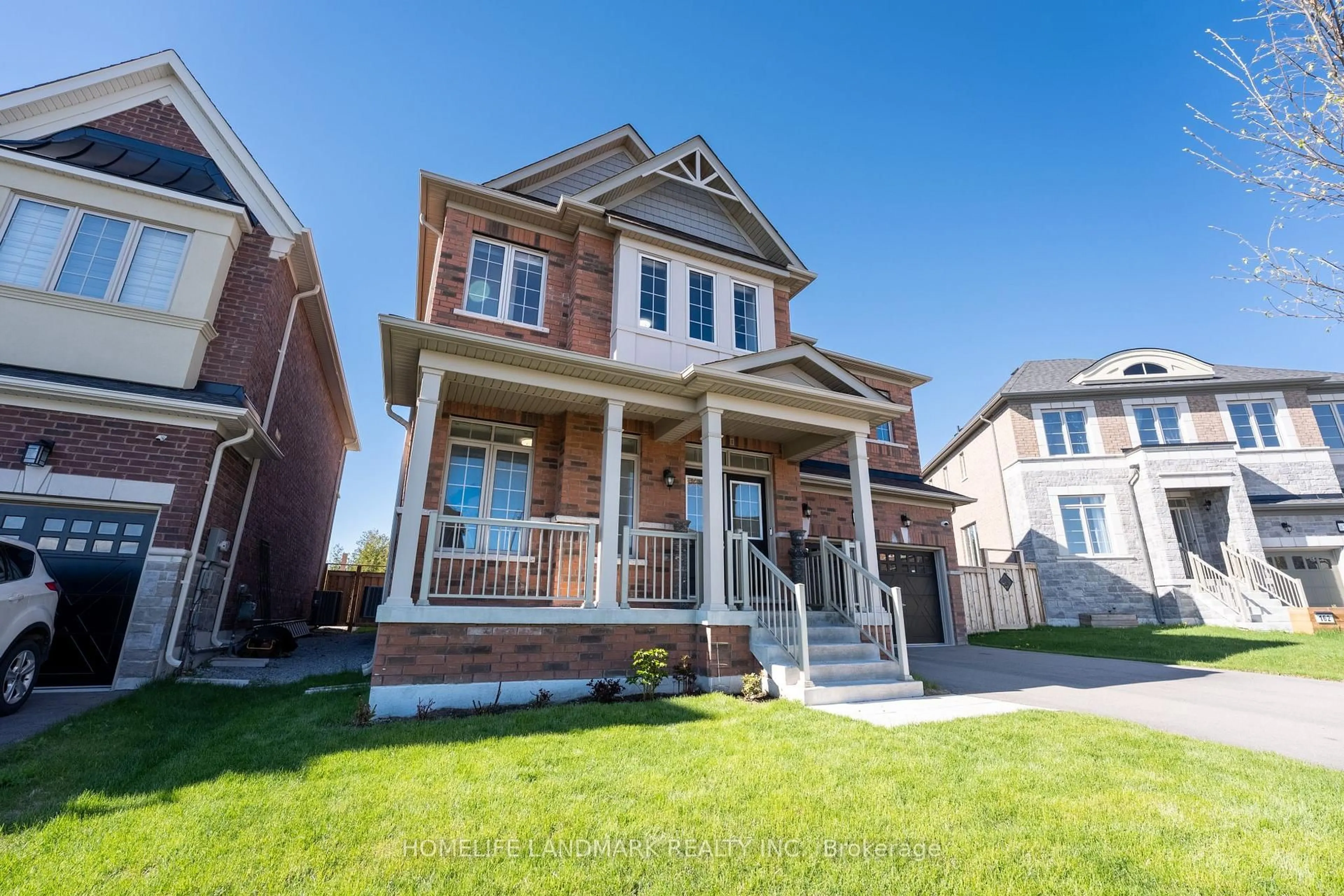 Home with brick exterior material, street for 166 Petal Ave, East Gwillimbury Ontario L9N 0Y4