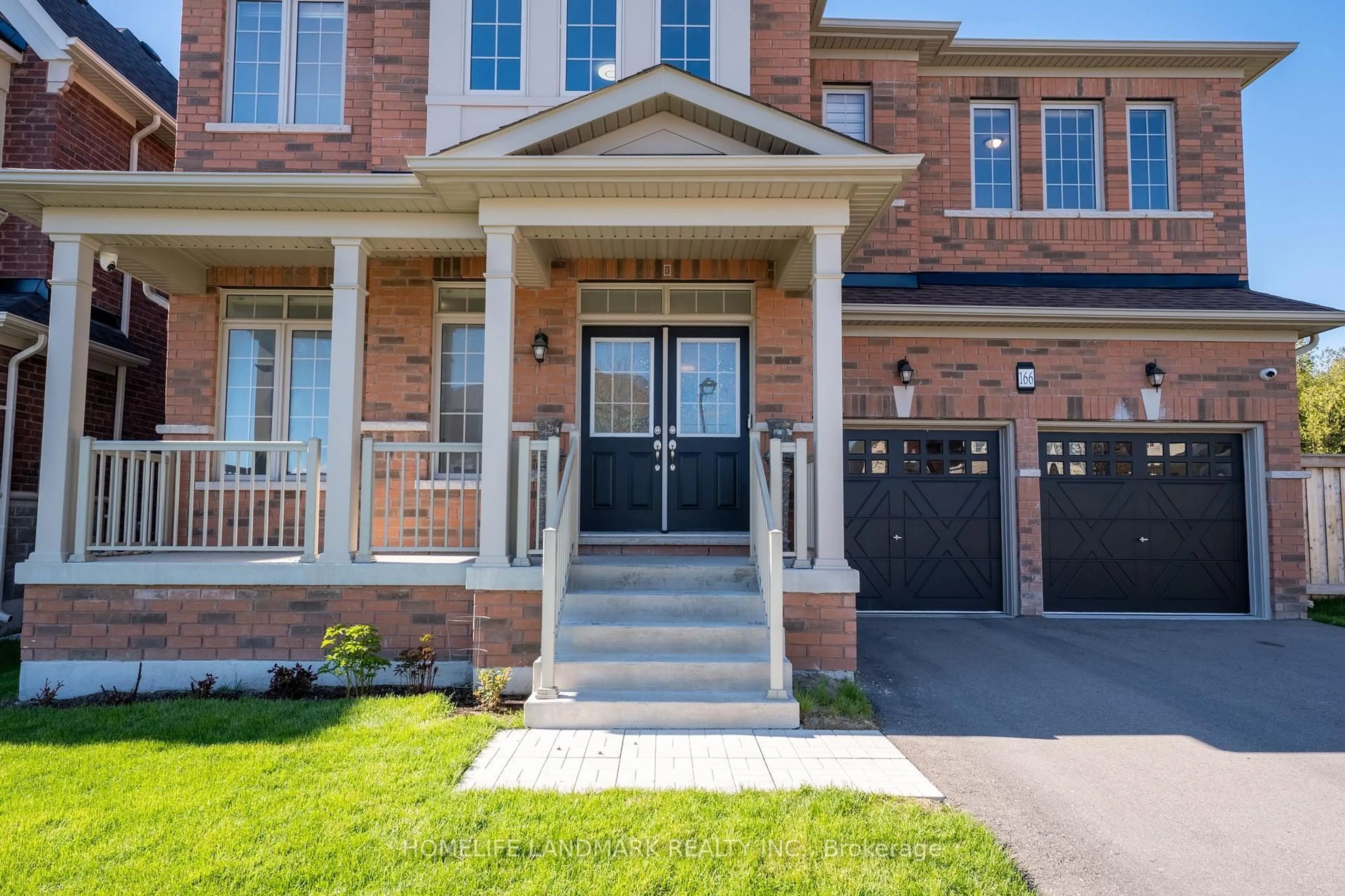 Home with brick exterior material, street for 166 Petal Ave, East Gwillimbury Ontario L9N 0Y4