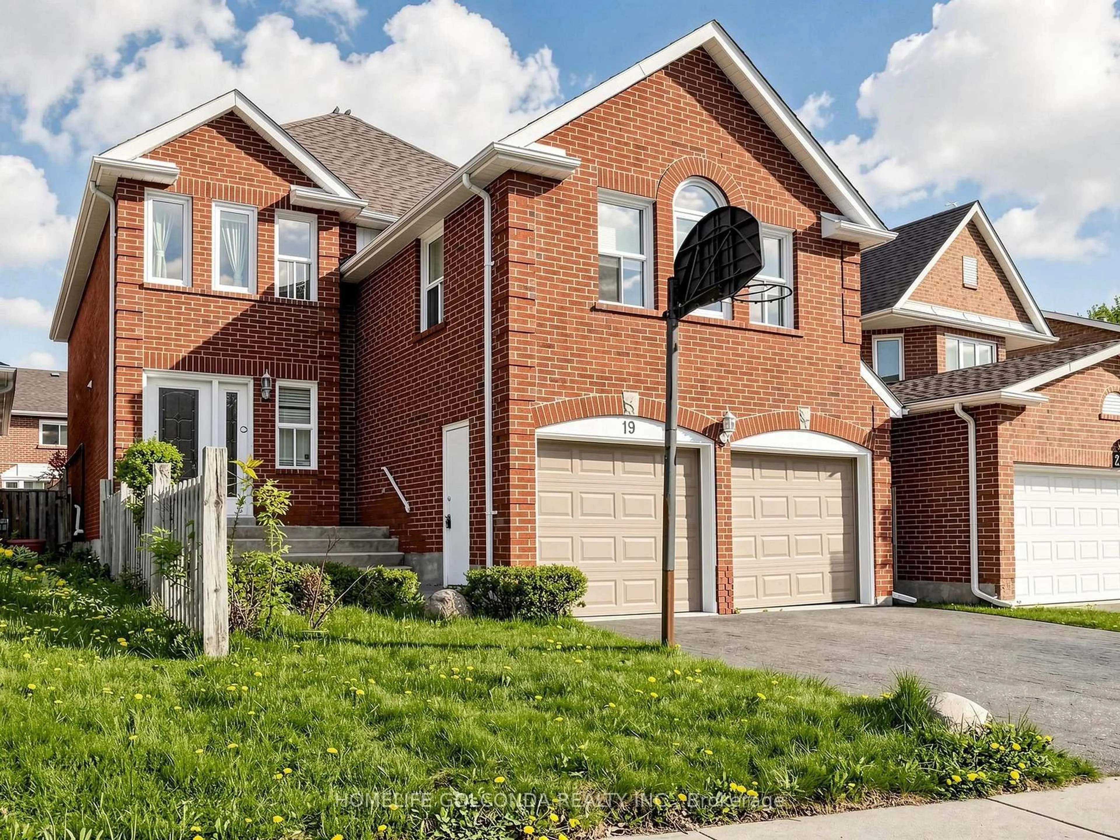 Home with brick exterior material, street for 19 Thornbury Circ, Vaughan Ontario L4J 5C1