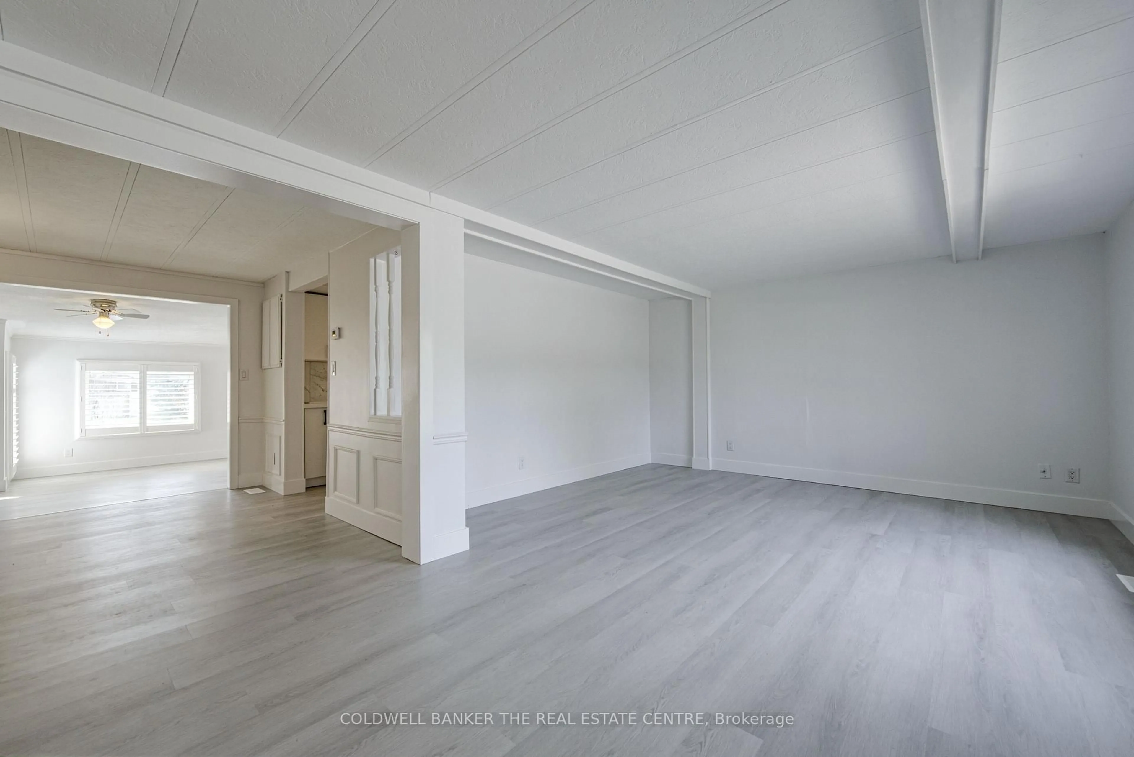 A pic of a room for 17 Linden Lane, Innisfil Ontario L9S 1P4