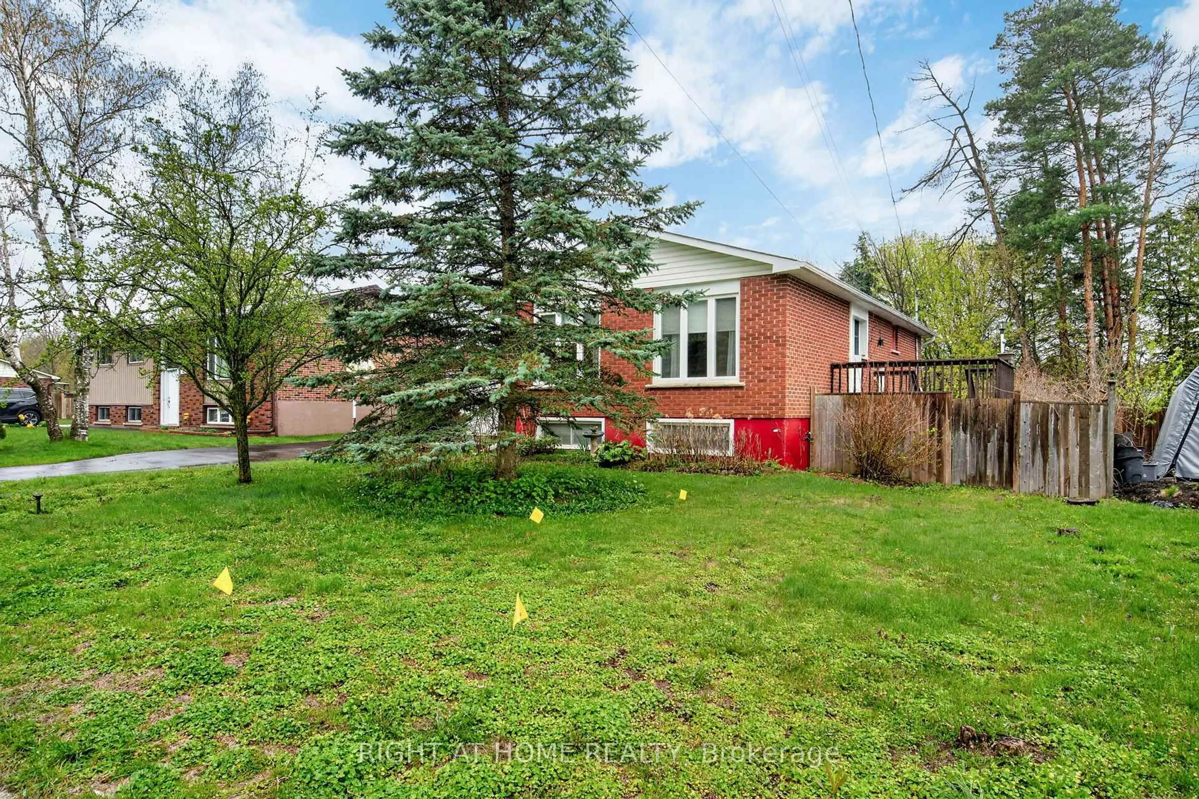 Home with brick exterior material, street for 43 Vernon St, Essa Ontario L0M 1B0