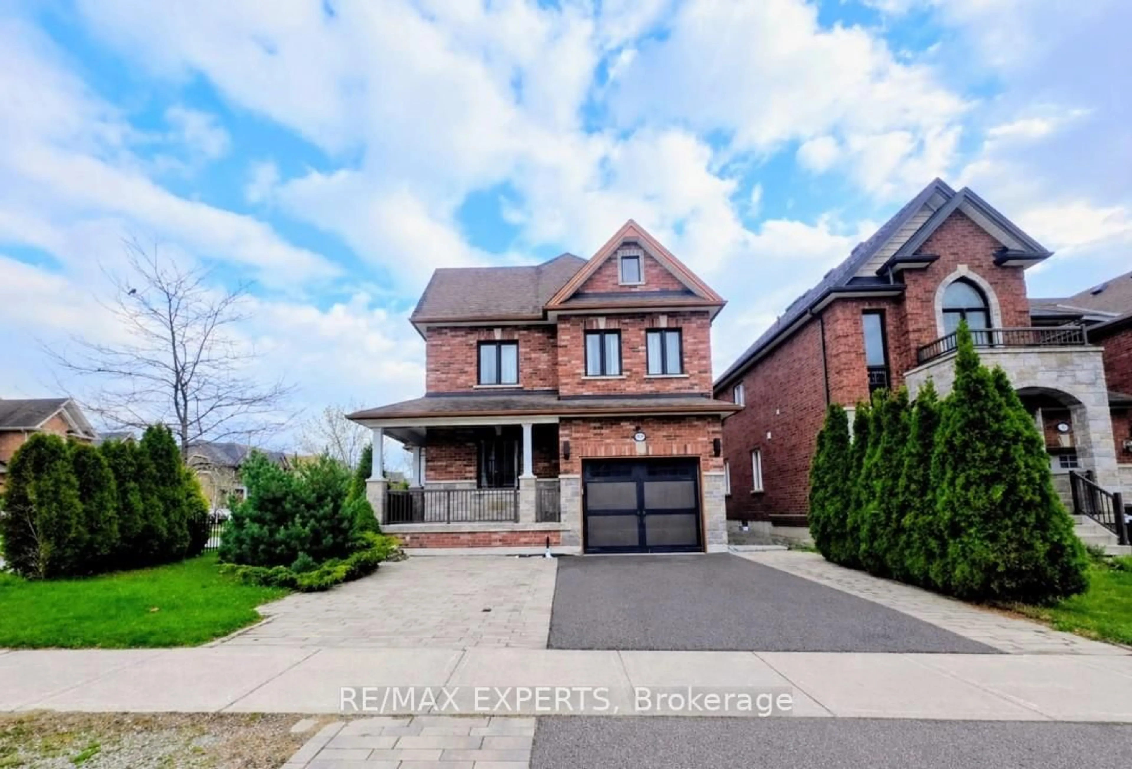 Home with brick exterior material, street for 39 Morrison Ave, New Tecumseth Ontario L9R 0H4