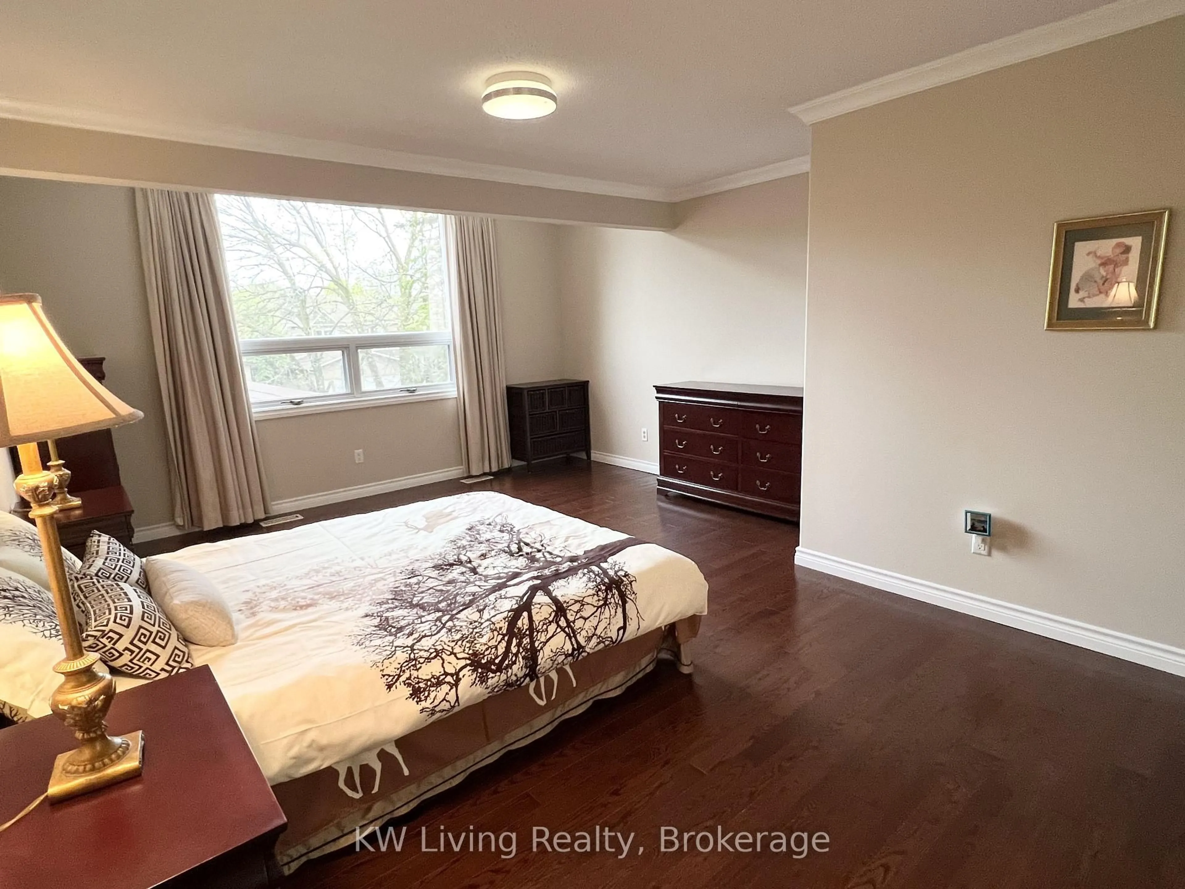 A pic of a room for 28 Parkinson Rd, Markham Ontario L3P 4G5