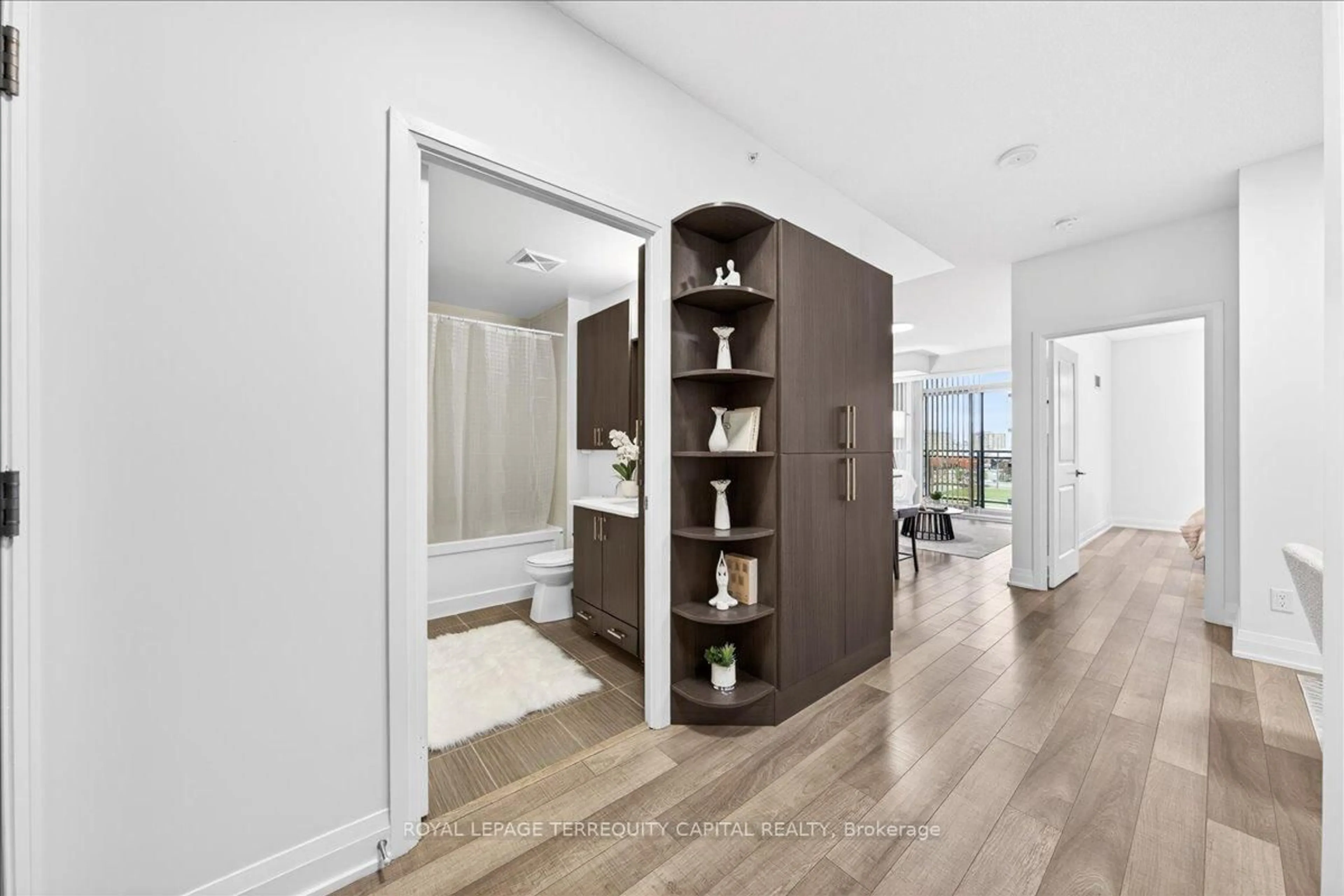 Unknown for 85 North Park Rd #510, Vaughan Ontario L4J 0H9