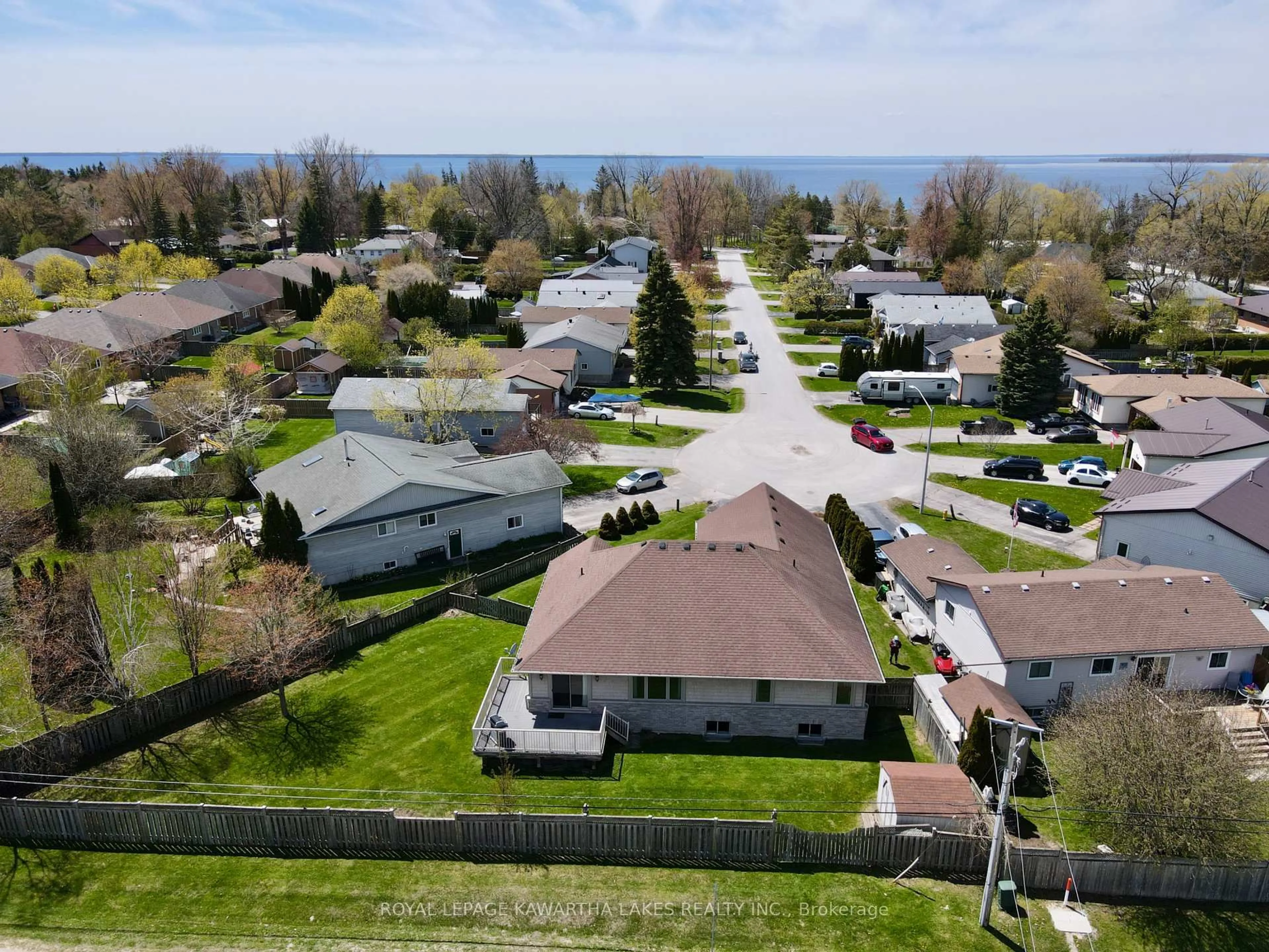 A pic from outside/outdoor area/front of a property/back of a property/a pic from drone, street for 95 Beechwood Ave, Brock Ontario L0K 1A0