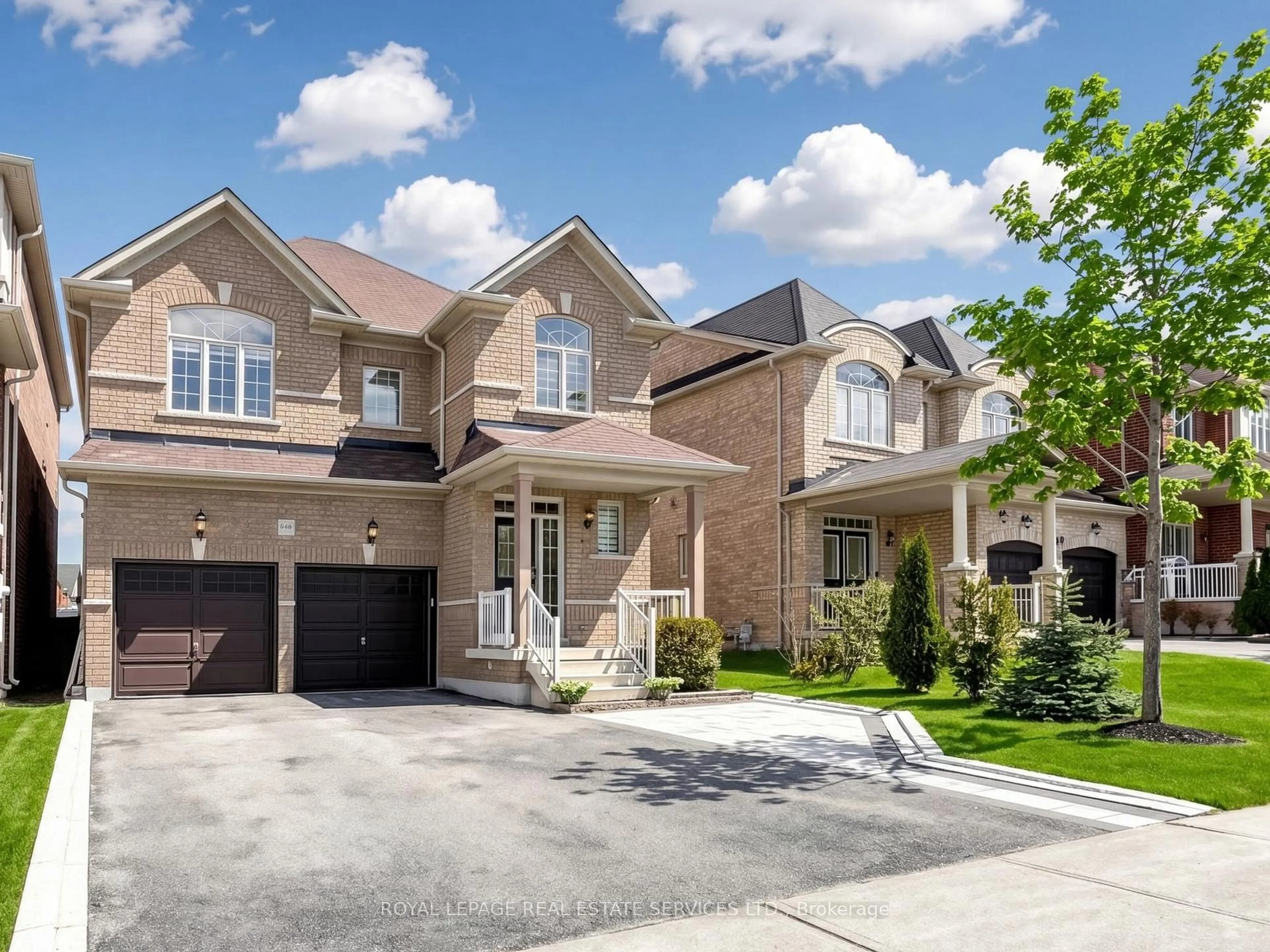 Home with brick exterior material, street for 1158 Atkins Dr, Newmarket Ontario L3X 0A6