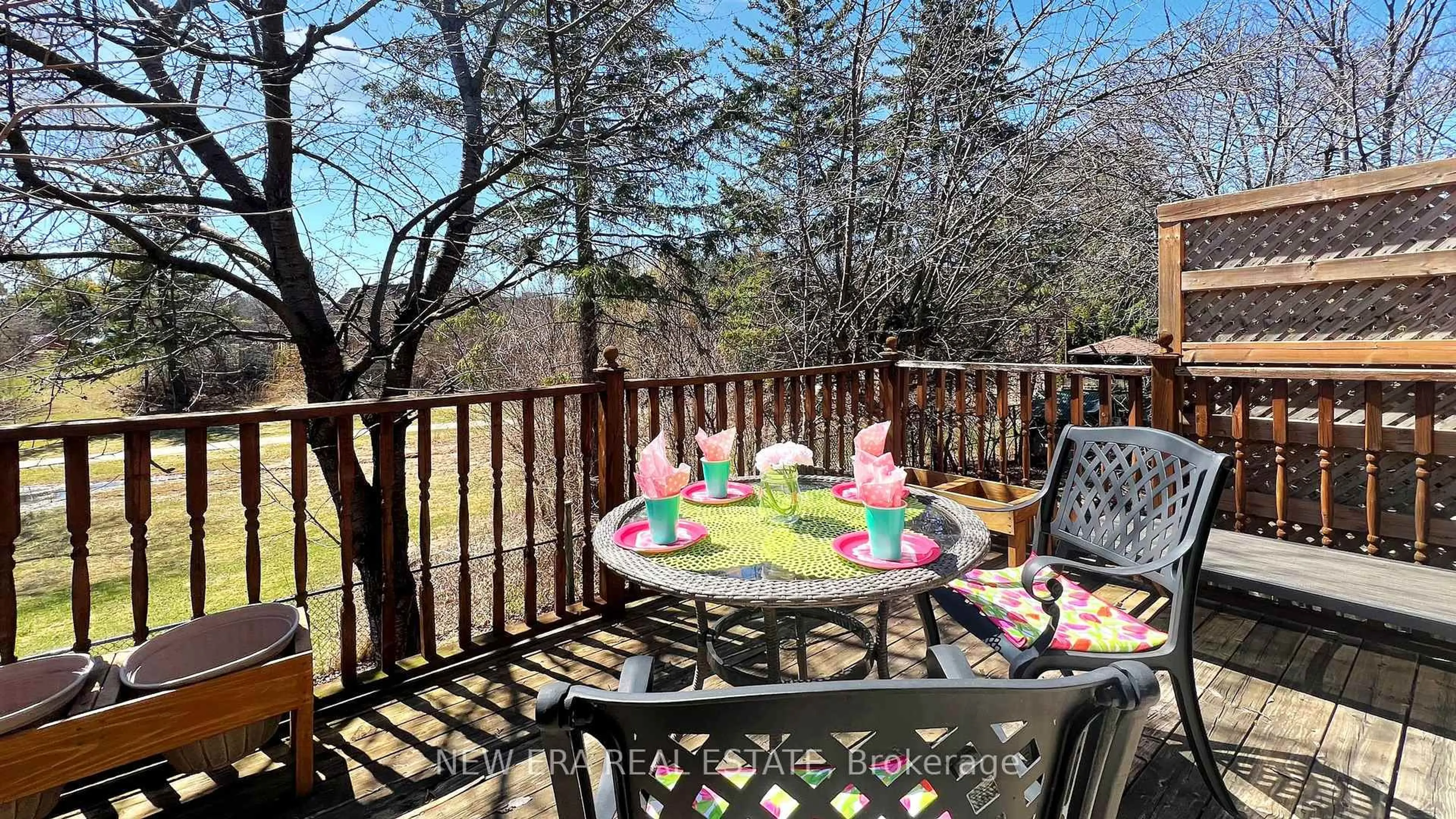 Patio, unknown for 100 Cherry Hills Rd, Vaughan Ontario L4K 1M5