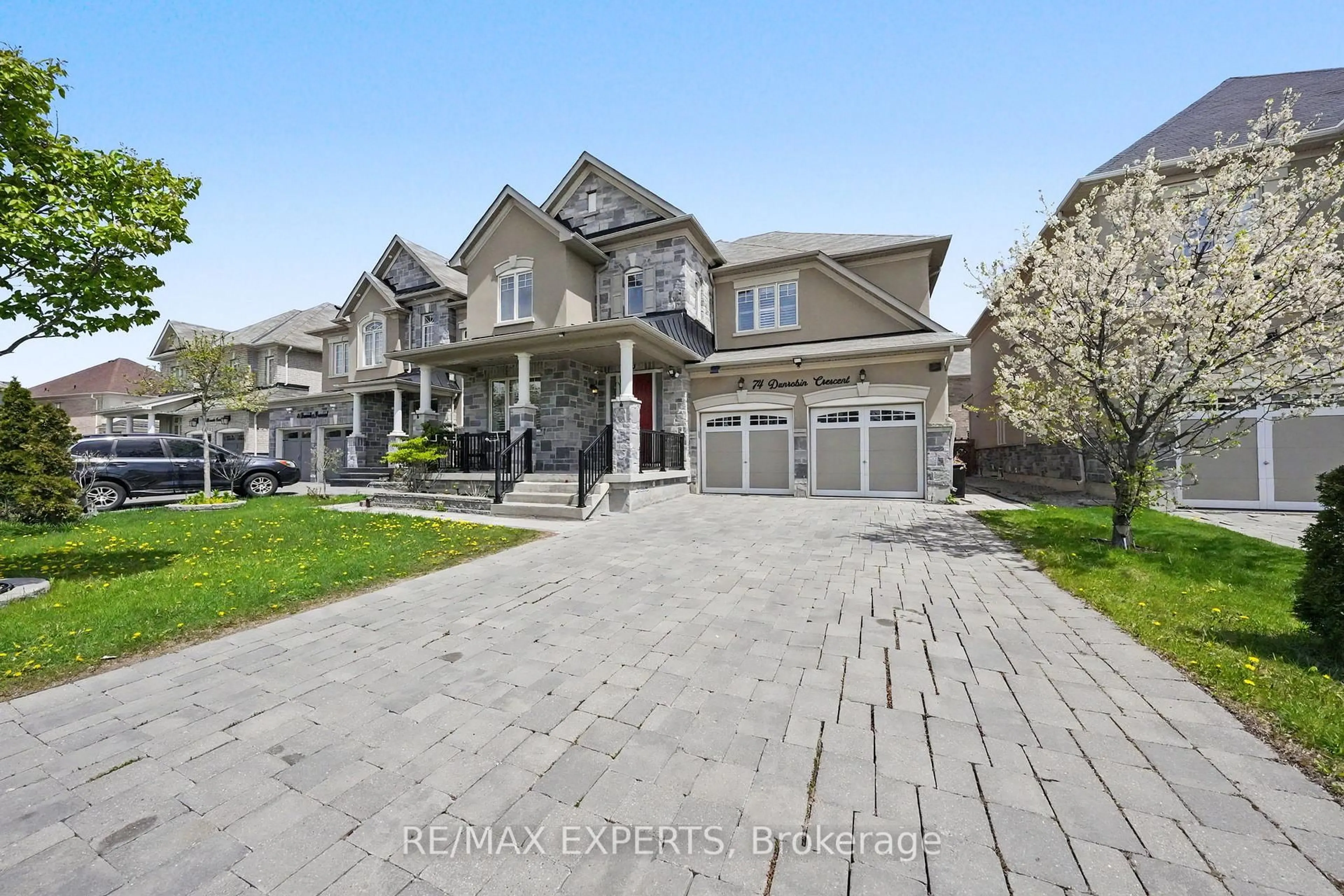 Unknown for 74 Dunrobin Cres, Vaughan Ontario L4H 4A9