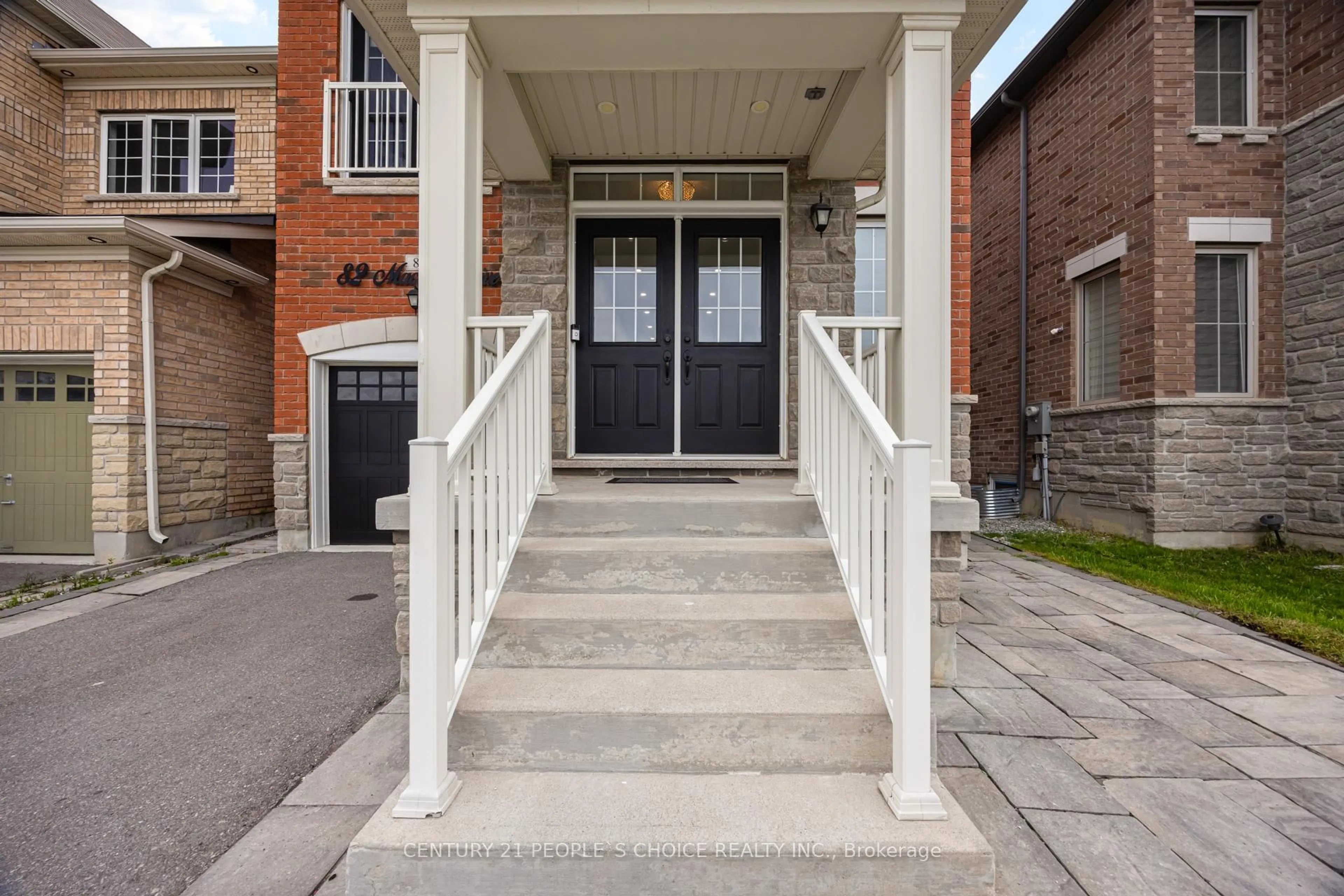 Unknown for 82 Mactier Dr, Vaughan Ontario L4H 4L2