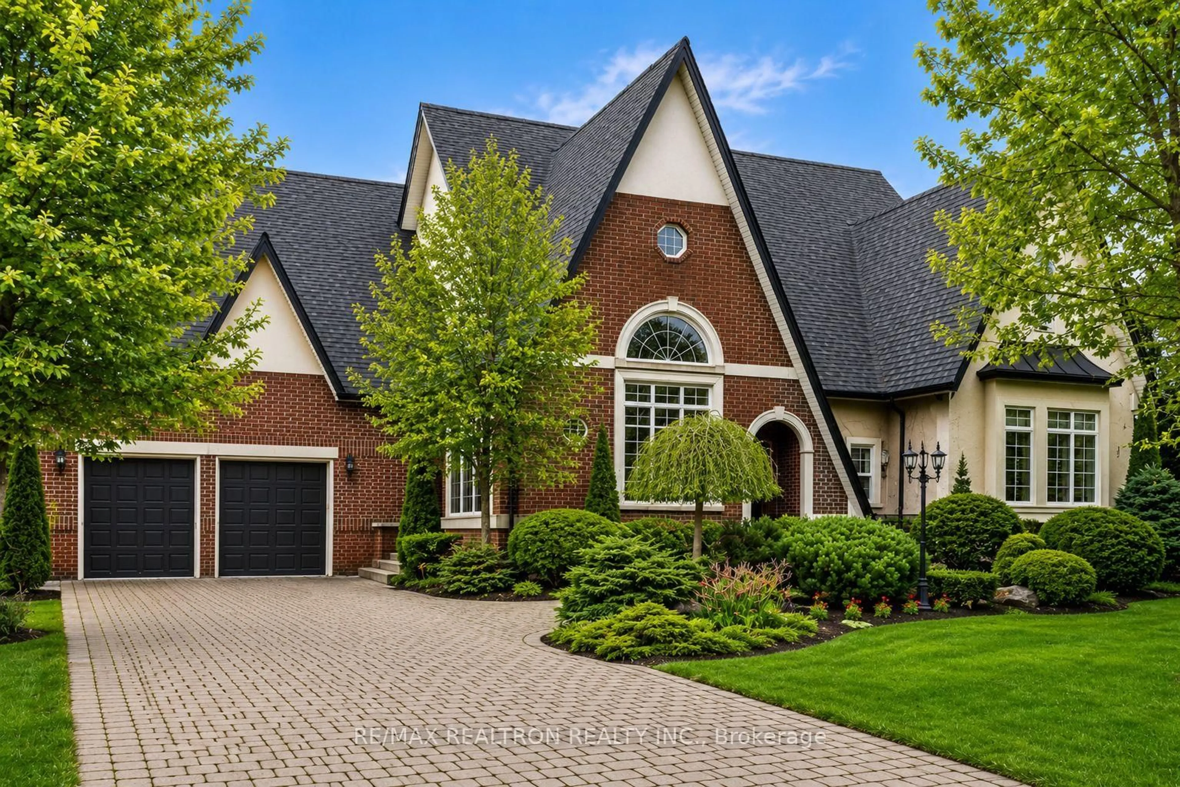 Unknown for 4 The Fairways, Markham Ontario L6C 1Z4