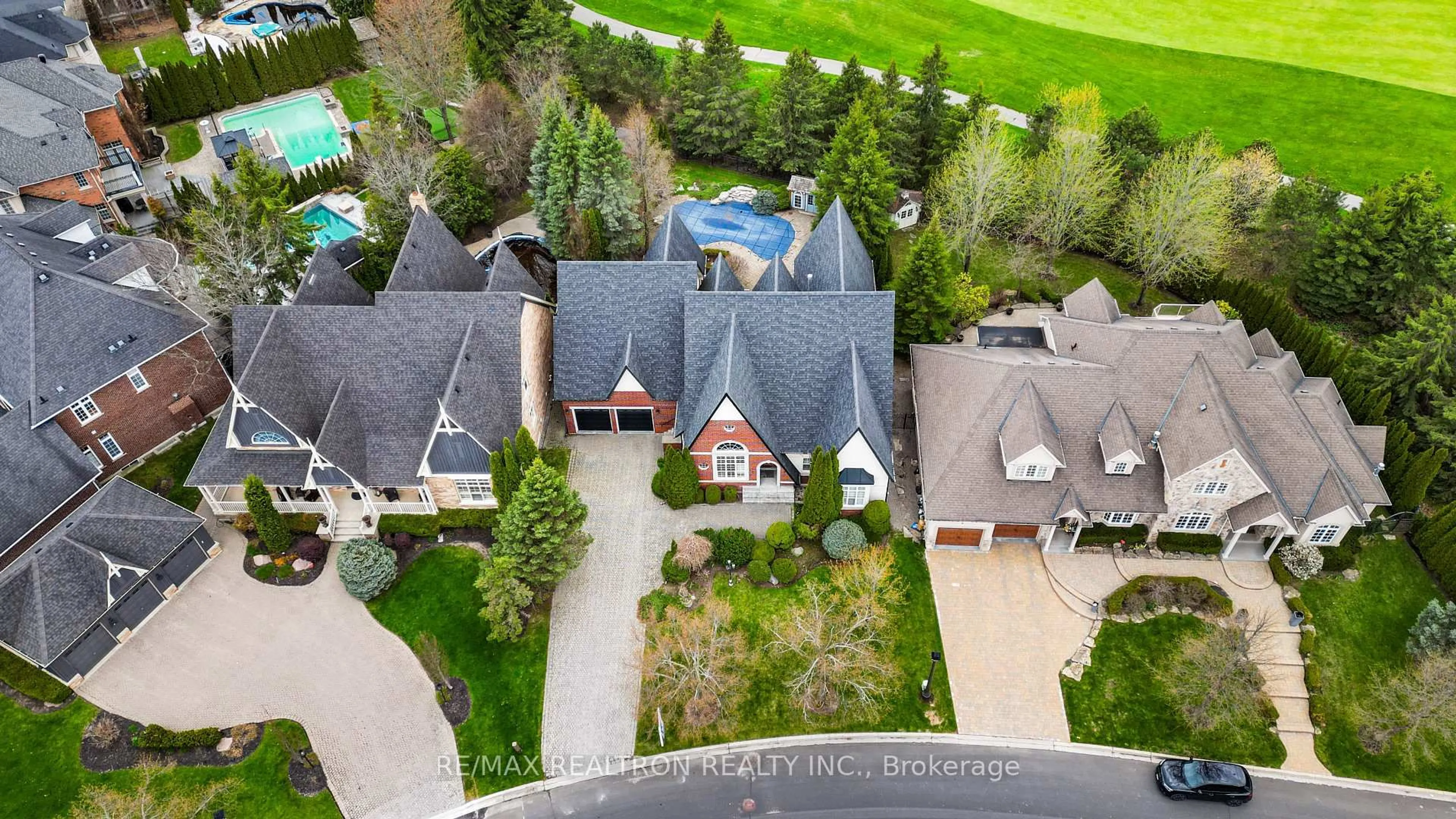 Unknown for 4 The Fairways, Markham Ontario L6C 1Z4