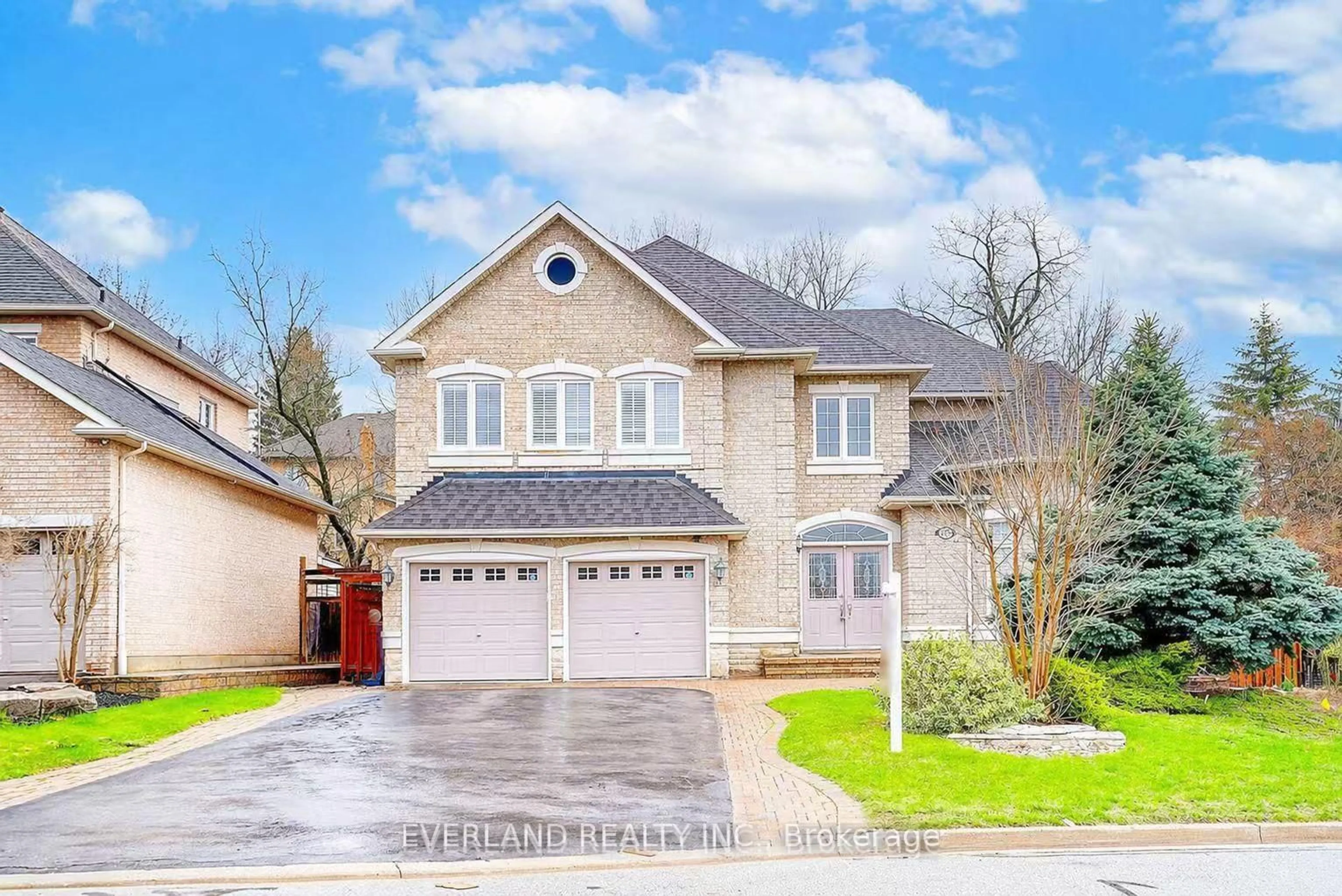 Unknown for 922 Best Circ, Newmarket Ontario L3X 2H8