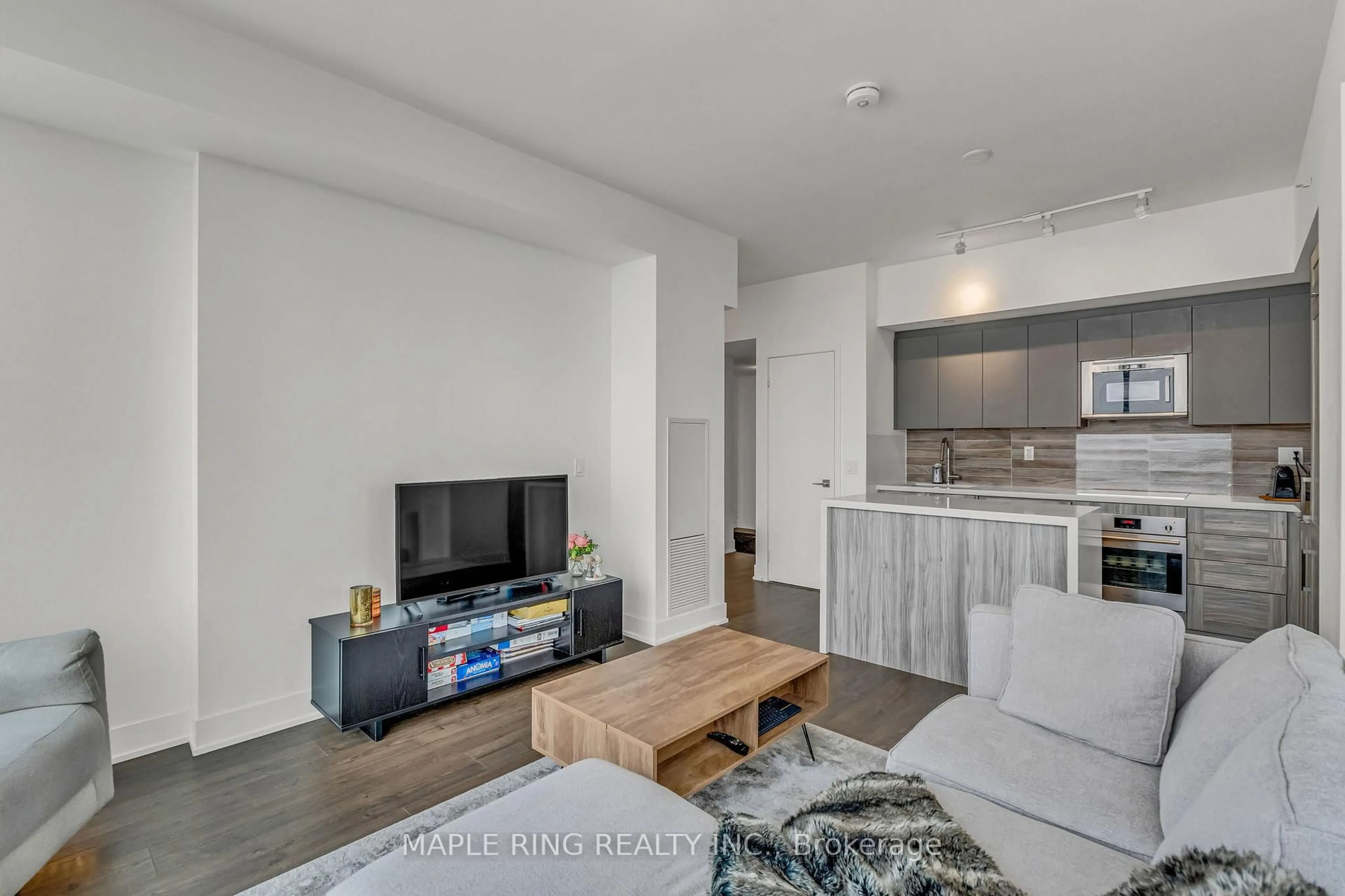 Unknown for 2916 Highway 7 Rd #1807, Vaughan Ontario L4K 0K6