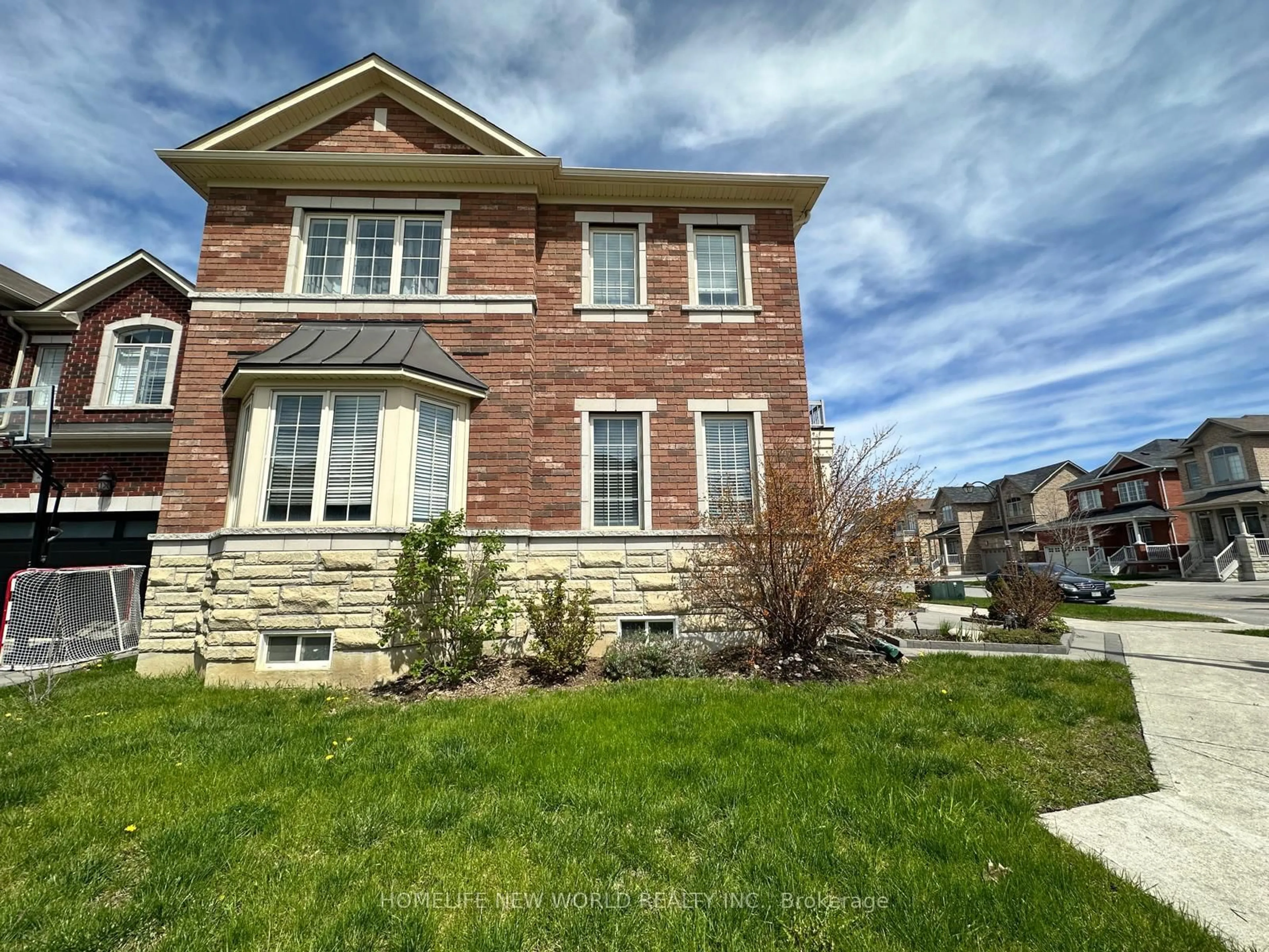 Unknown for 298 West Lawn Cres, Whitchurch-Stouffville Ontario L4A 1X3
