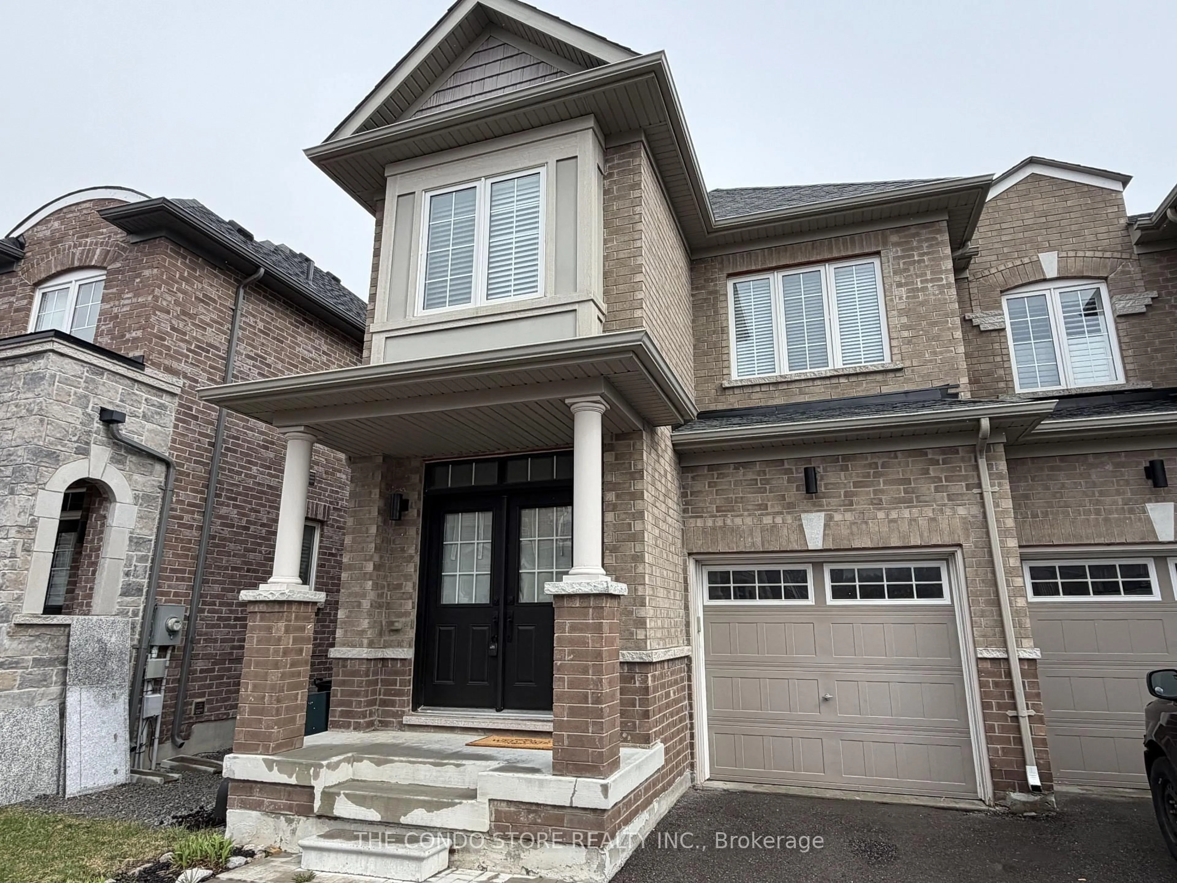 Unknown for 134 Maguire Rd, Newmarket Ontario L3X 0M1