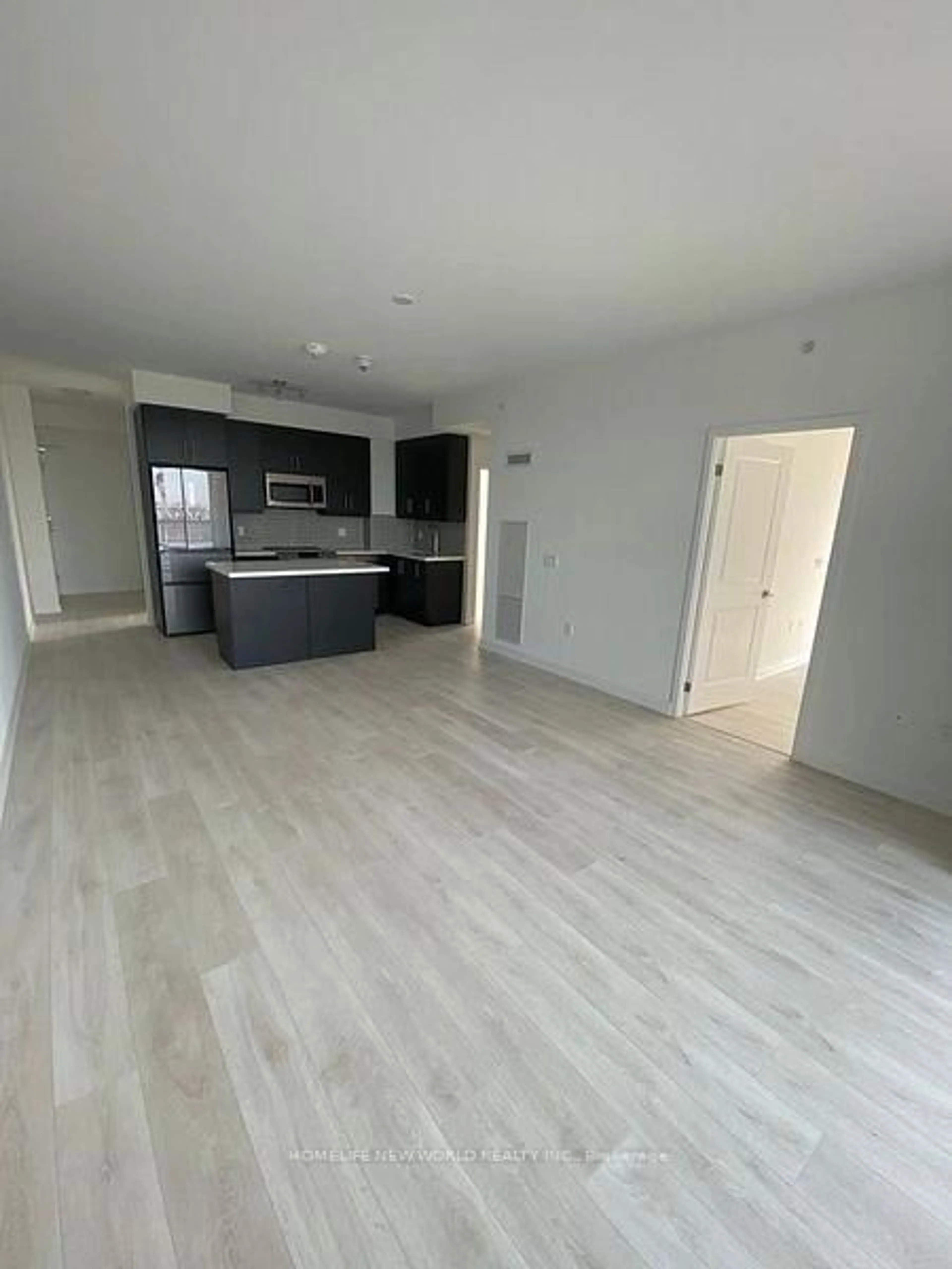 Unknown for 75 Oneida Cres #1210, Richmond Hill Ontario L4B 0H3