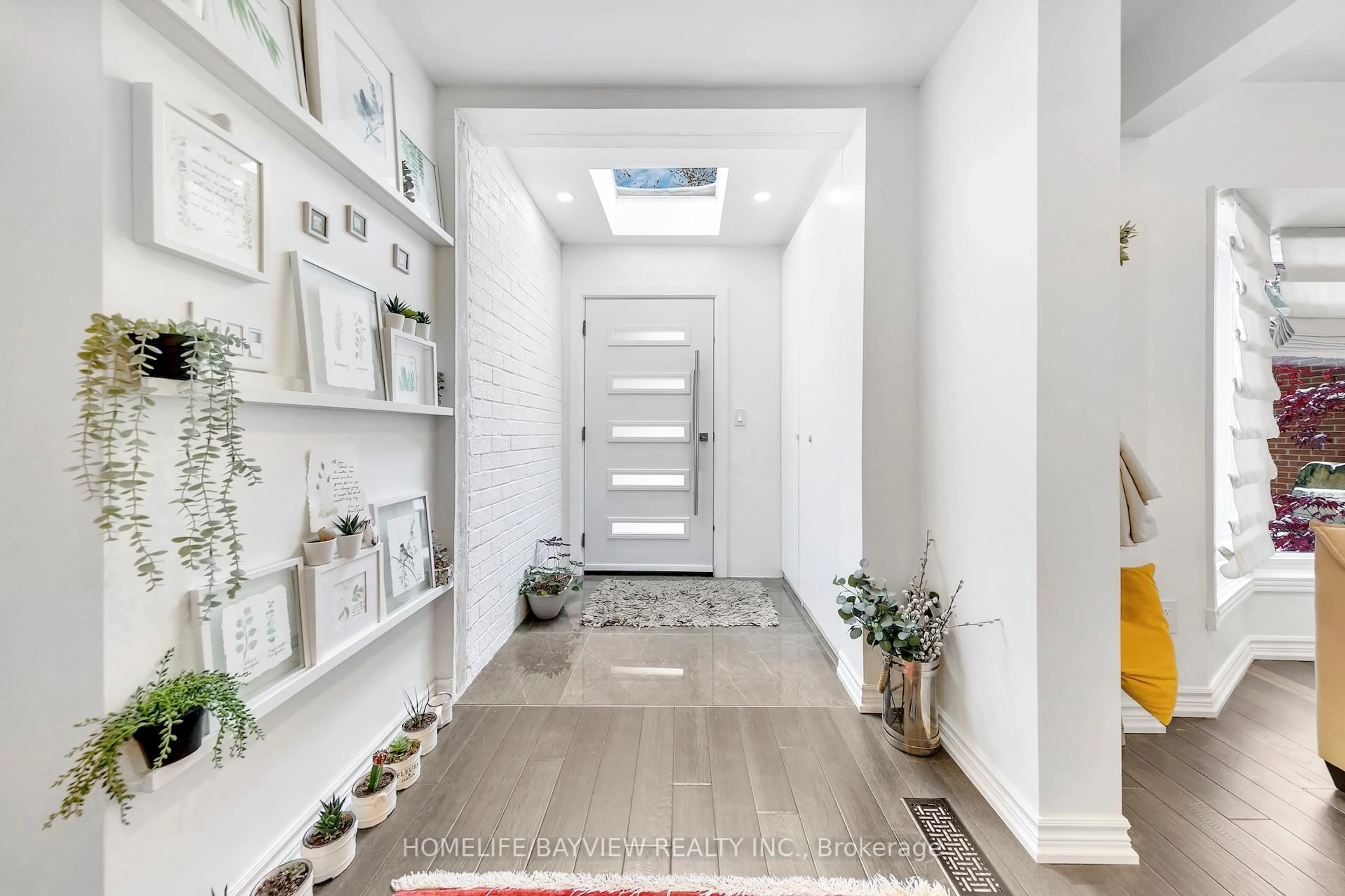 Unknown for 8 Sala Dr, Richmond Hill Ontario L4C 8C2