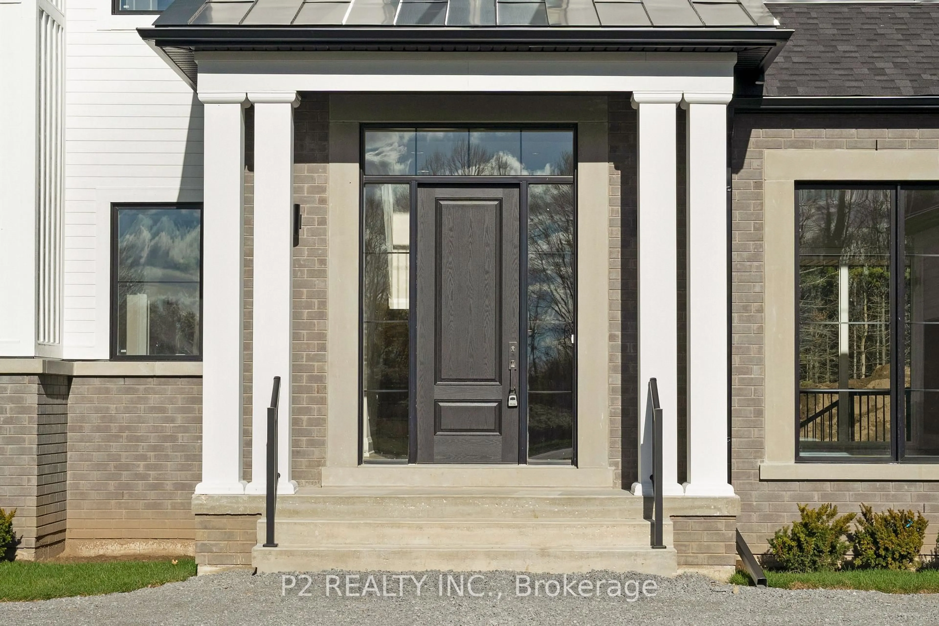 Indoor entryway for 50 Newton Reed Cres, Uxbridge Ontario L9P 0R3