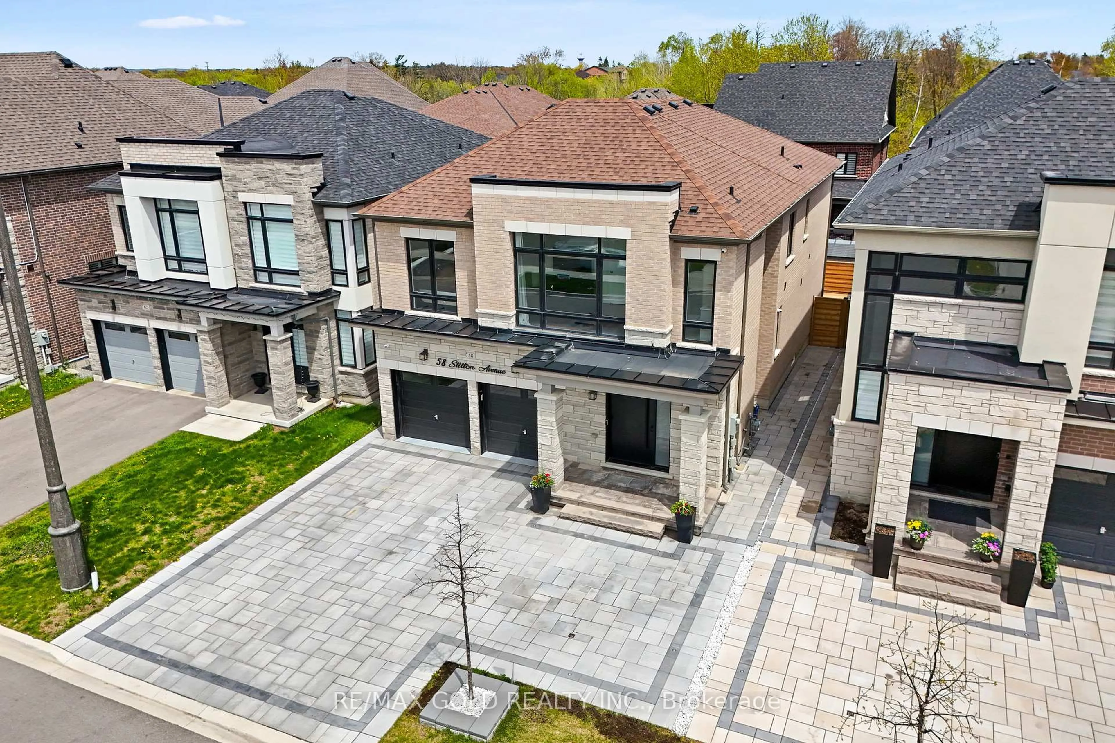 A pic from outside/outdoor area/front of a property/back of a property/a pic from drone, street for 58 Stilton Ave, Vaughan Ontario L4H 5B9