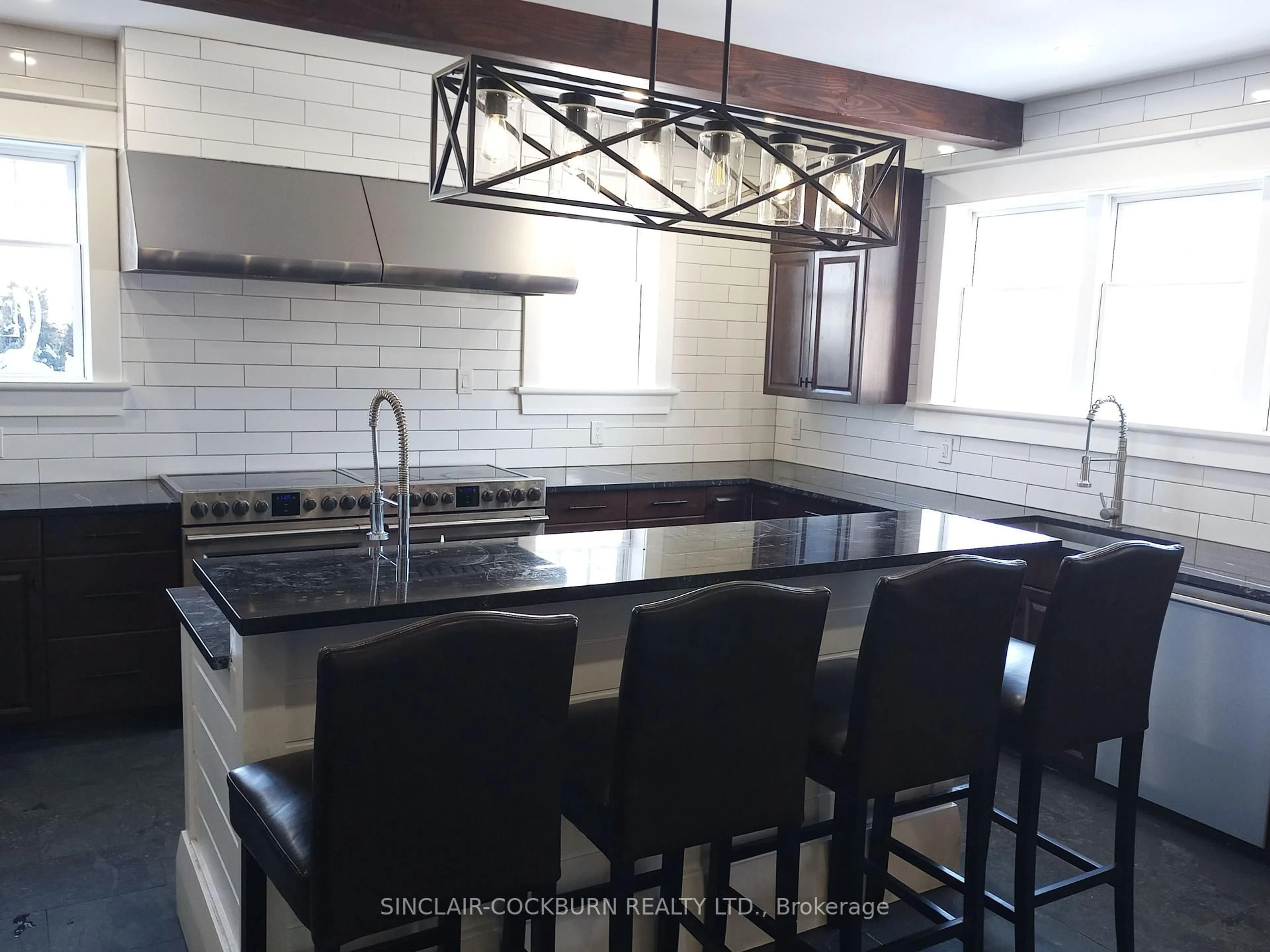 Contemporary kitchen, ceramic/tile floor for 2612 10th Line, Innisfil Ontario L9S 3R2