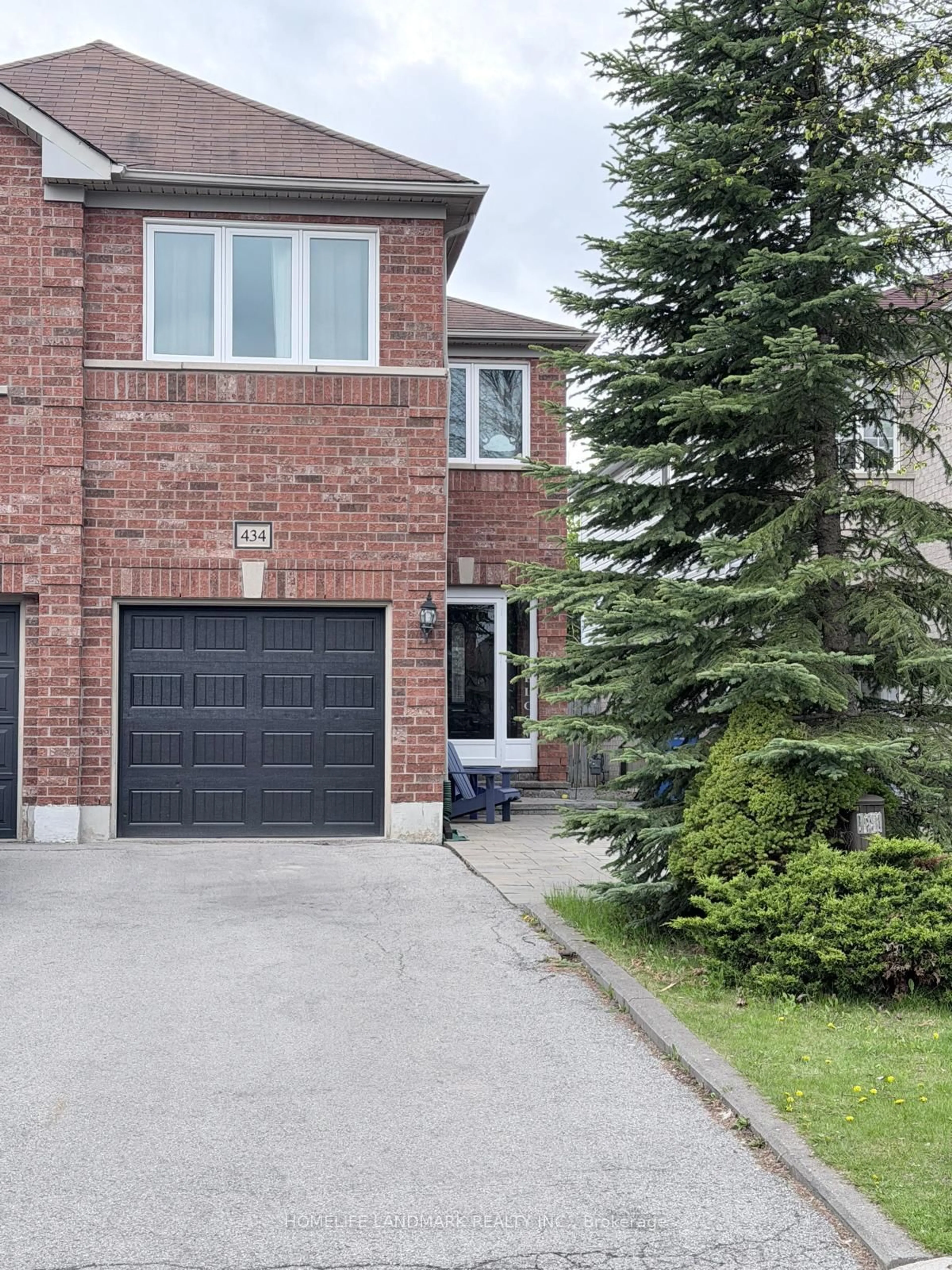 Home with brick exterior material, street for 434 Heddle Cres, Newmarket Ontario L3X 2J2