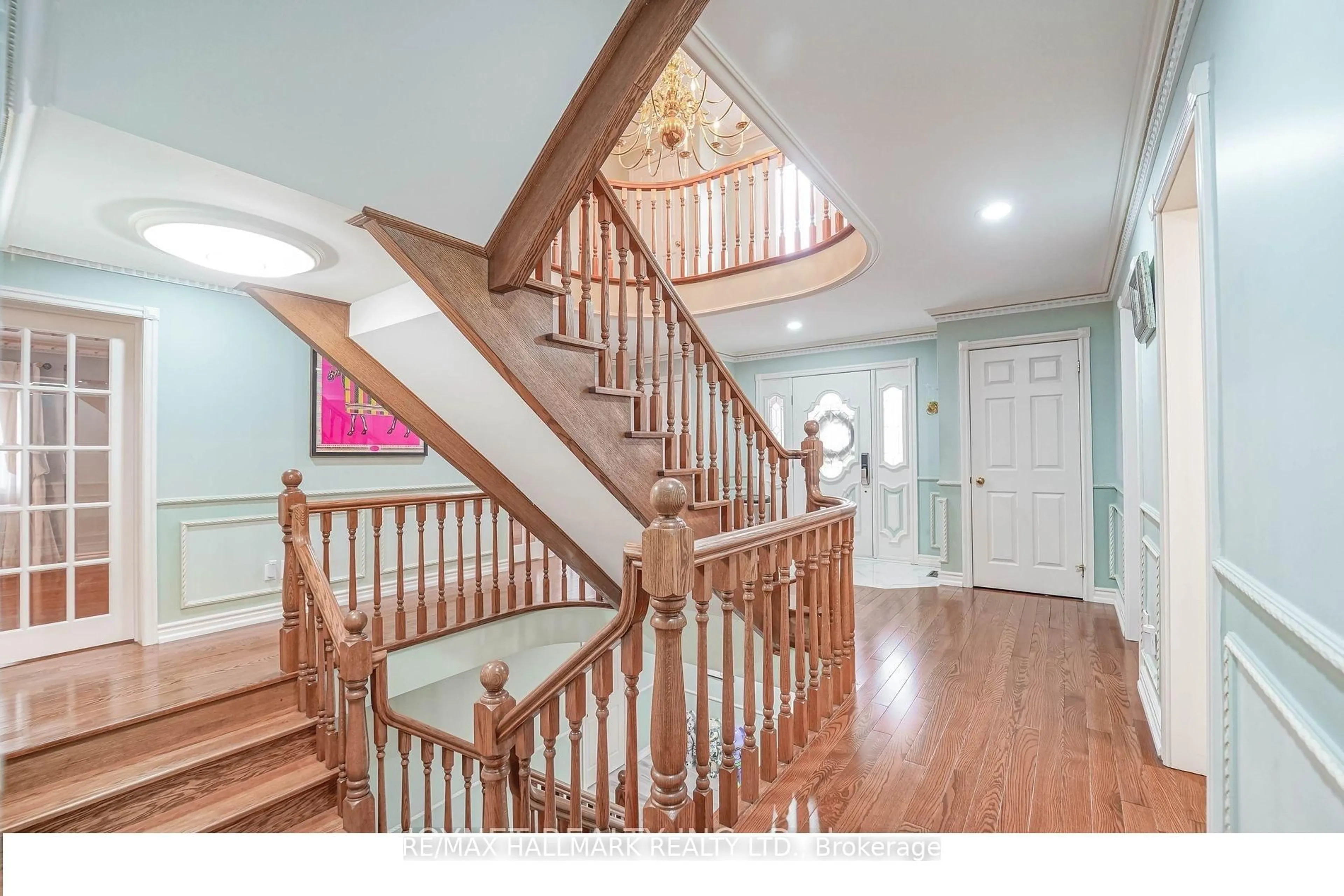 Unknown for 33 Oatlands Cres, Richmond Hill Ontario L4C 9P1