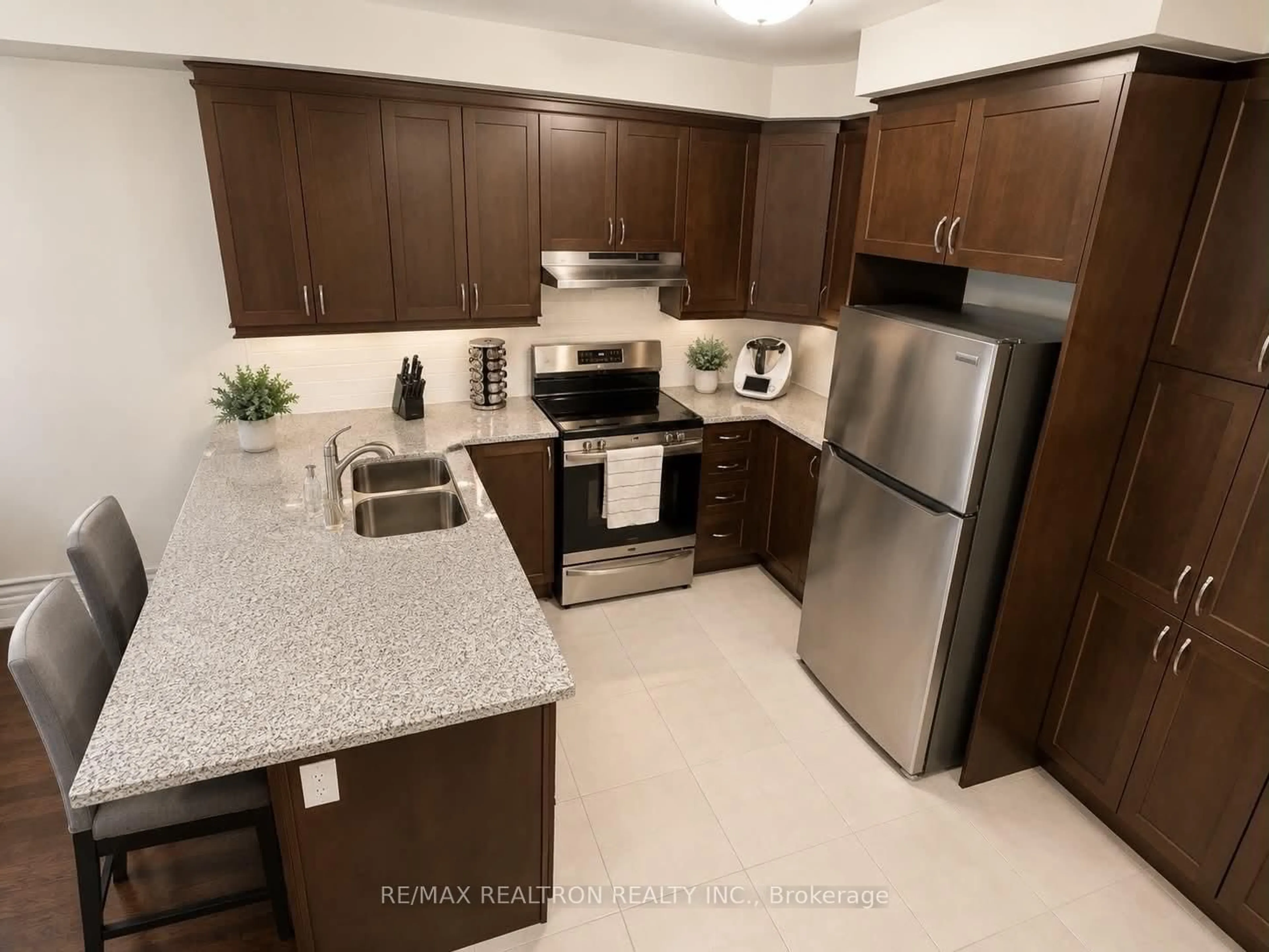 Standard kitchen, ceramic/tile floor for 8 Thomas Frisby Jr Cres, Markham Ontario L6C 3L1