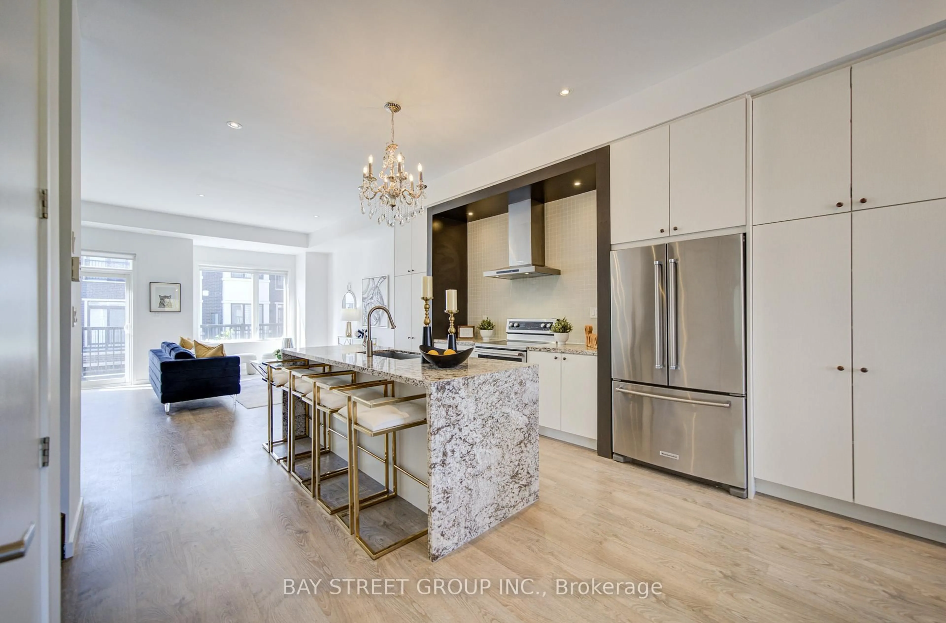 Open concept kitchen, unknown for 29 Lafferty Lane, Richmond Hill Ontario L4C 0Z8