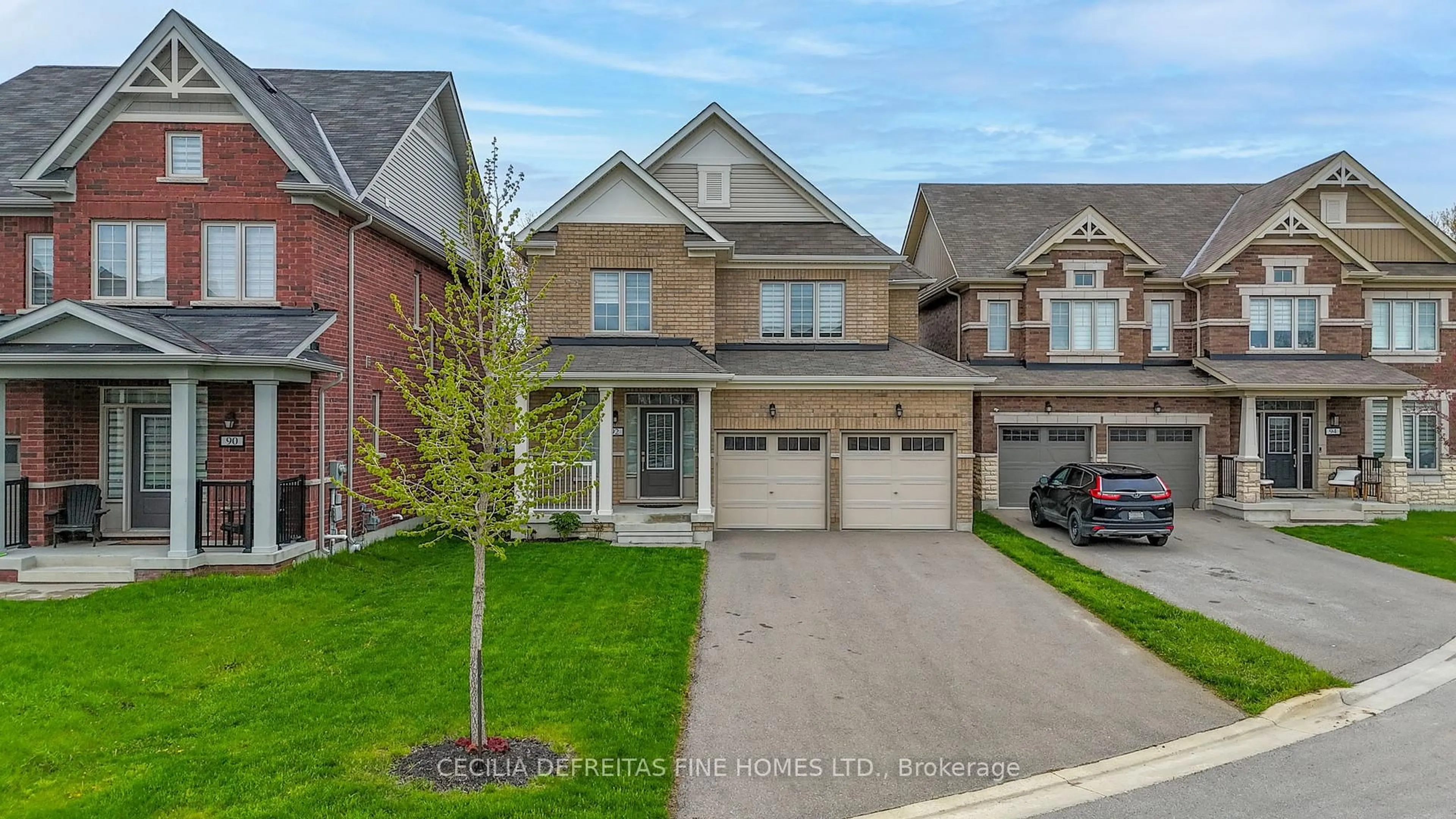 Home with brick exterior material, street for 92 Pridham Pl, New Tecumseth Ontario L0G 1W0