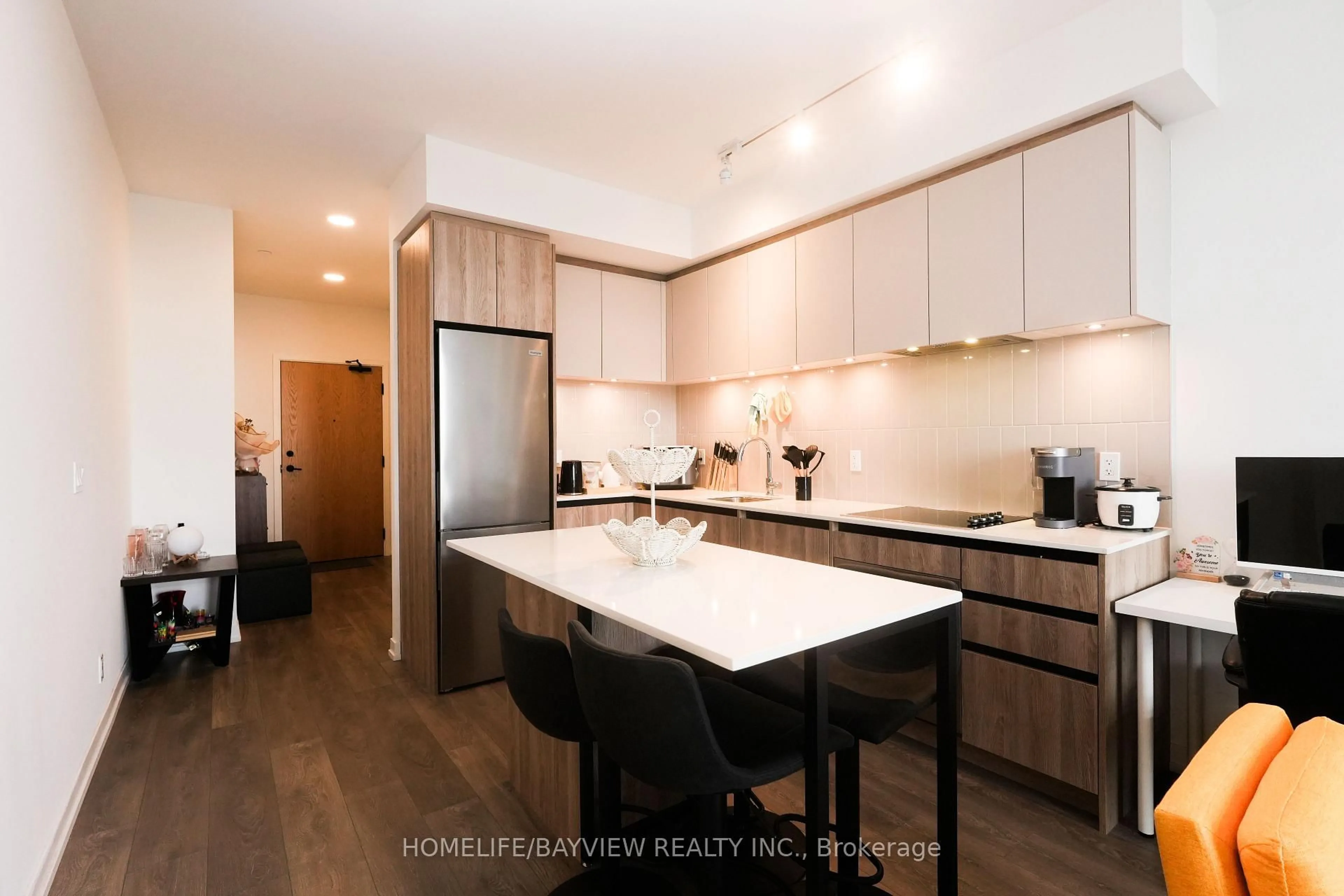 Open concept kitchen, unknown for 8 Beverley Glen Blvd #603, Vaughan Ontario L4K 0L5