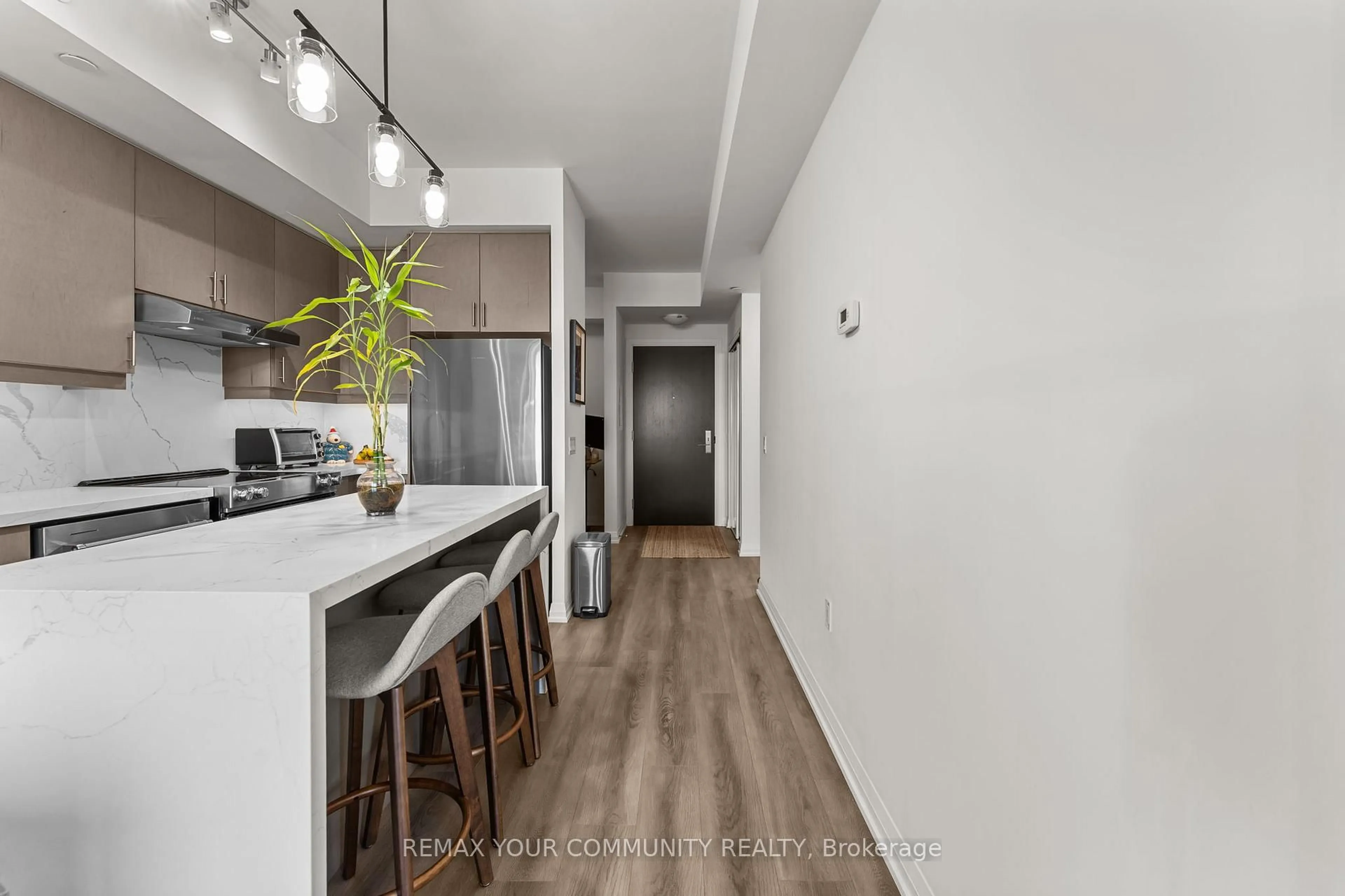 Open concept kitchen, unknown for 9000 Jane St #429, Vaughan Ontario L4K 0M6