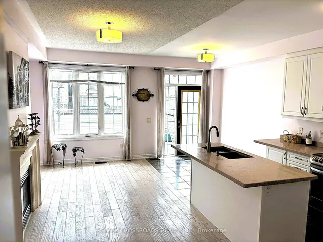 49 Memon Pl, Markham 5