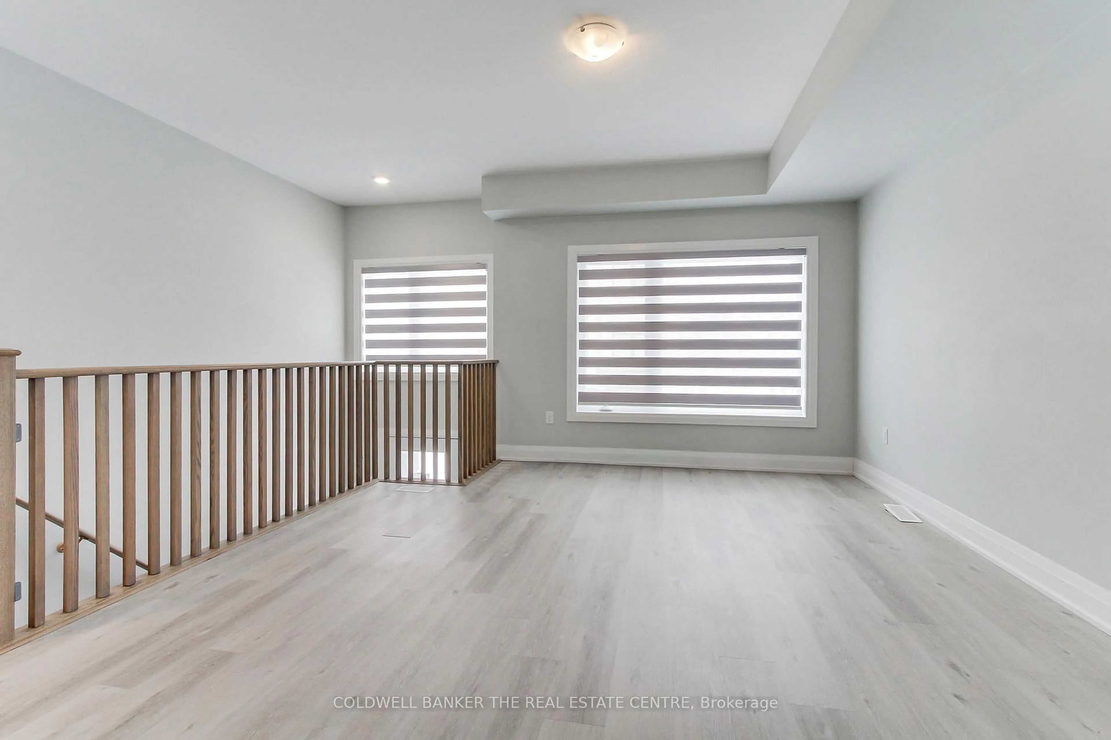 A pic of a room for 1481 Purchase Pl, Innisfil Ontario L0L 1W0