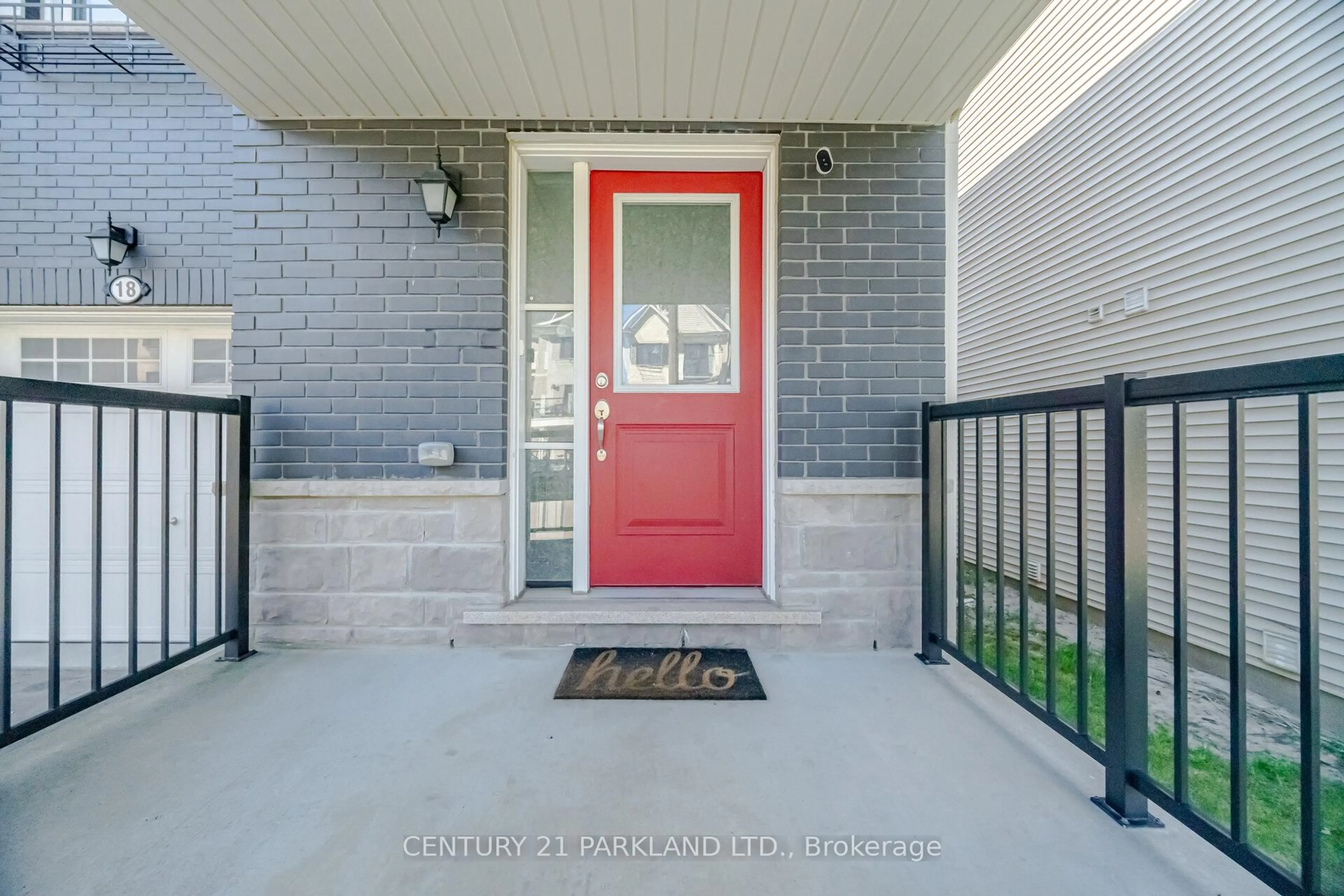 Indoor entryway for 18 Wimshaw Lane, Whitchurch-Stouffville Ontario L4A 8B7