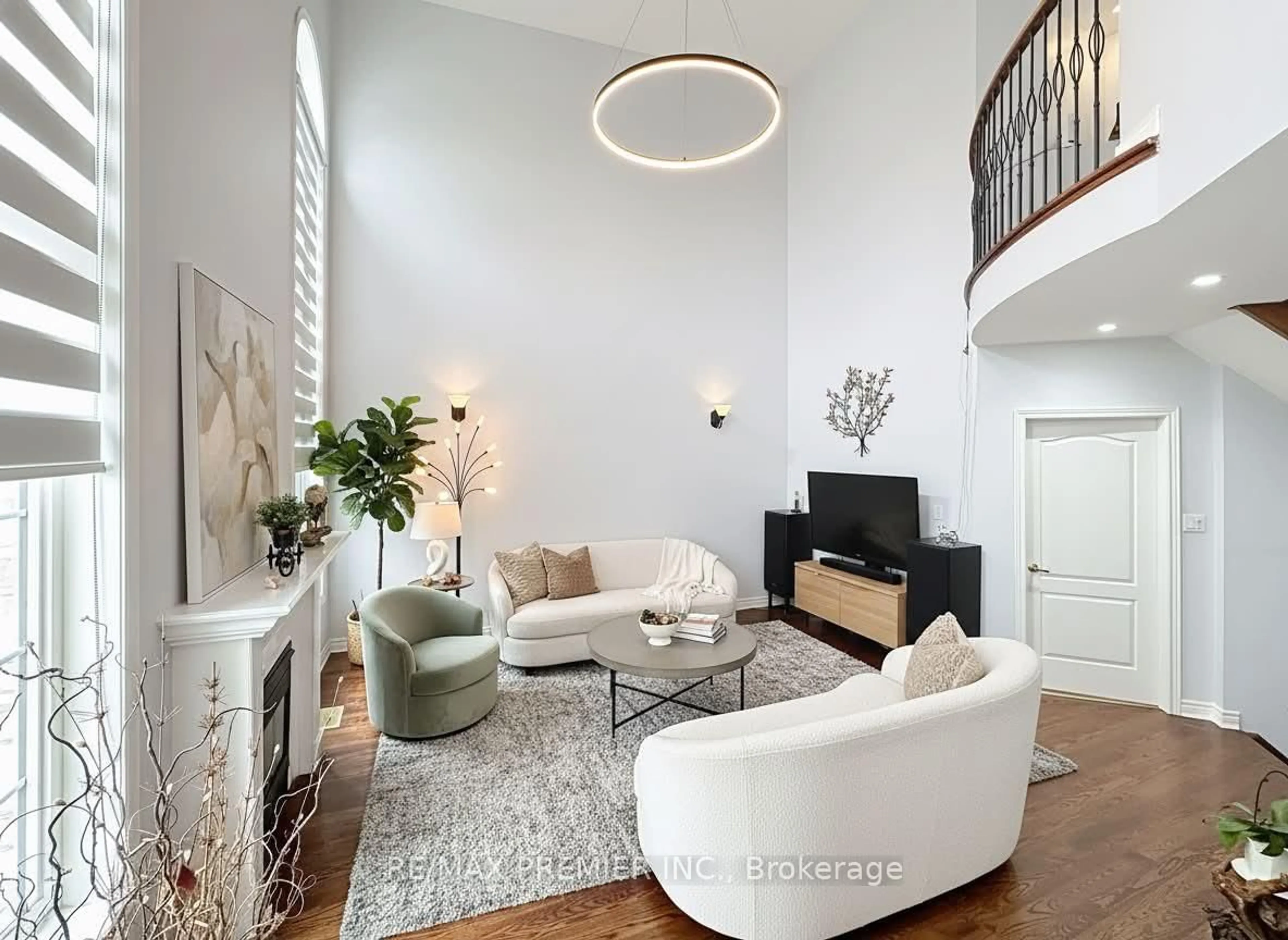 Living room with furniture, unknown for 129 Ledge Rock Dr, Vaughan Ontario L4H 2G7