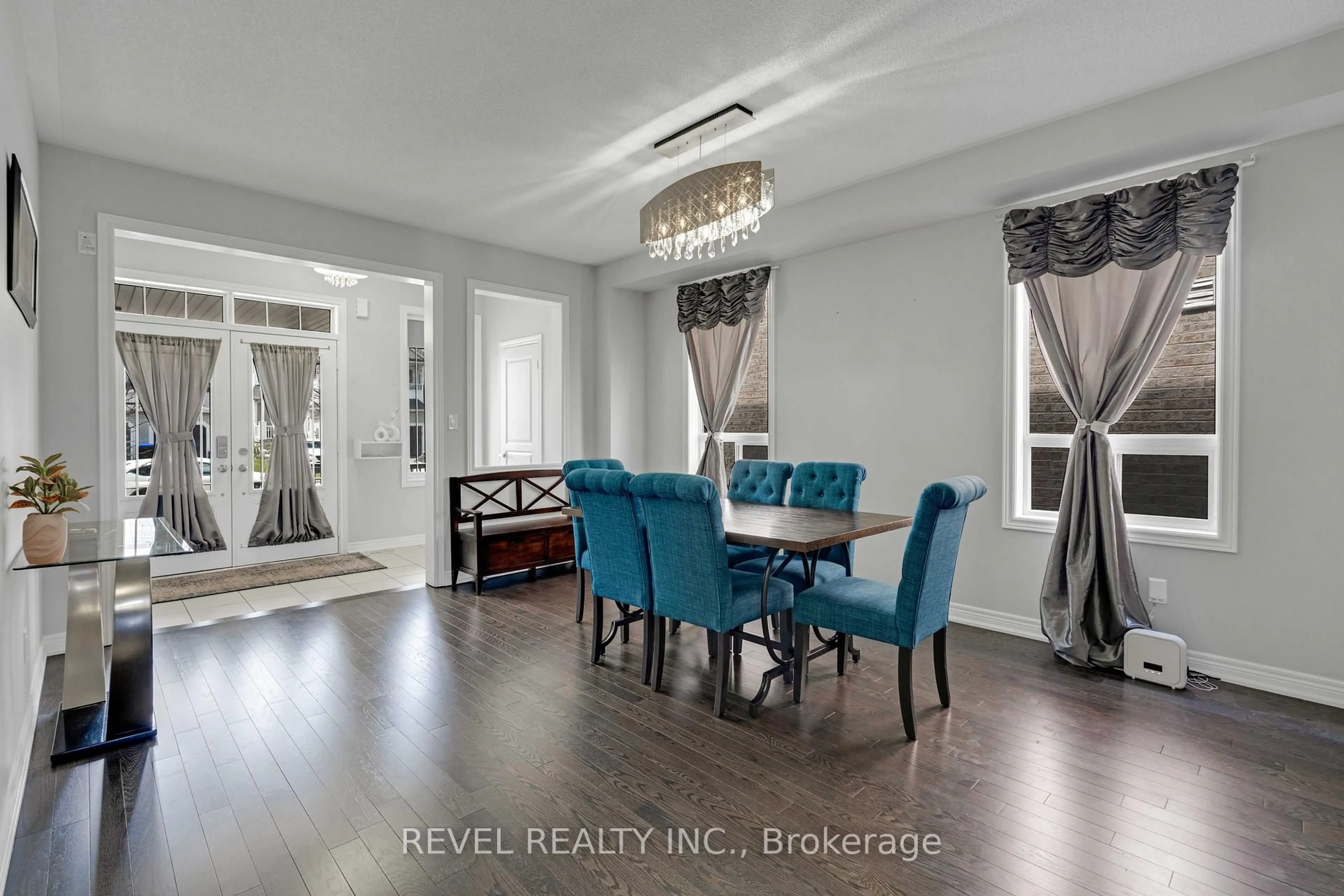 Dining room, unknown for 89 Mccurdy Dr, New Tecumseth Ontario L0G 1W0