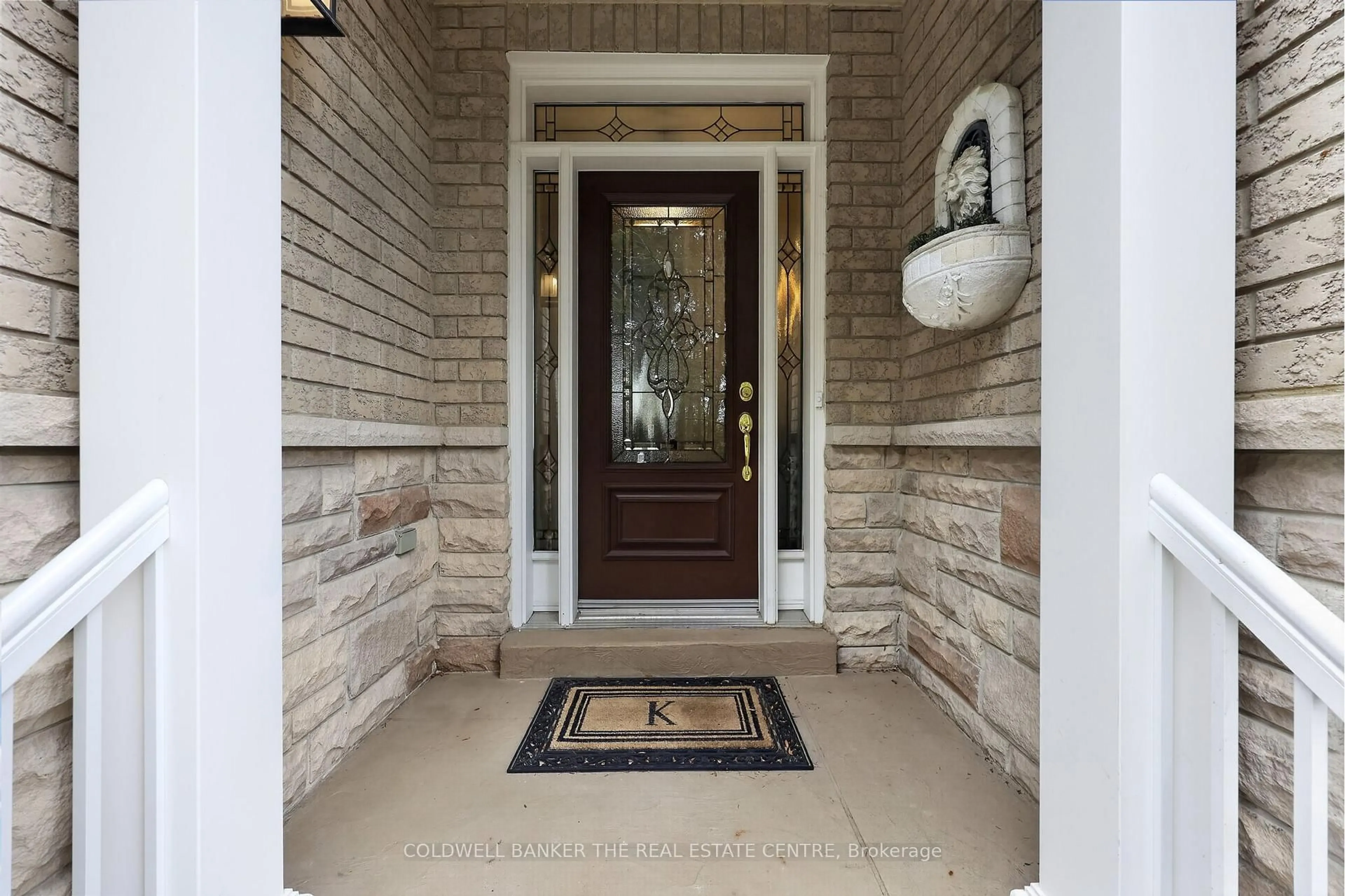 Indoor entryway for 428 Terry Carter Cres #48, Newmarket Ontario L3Y 9G1