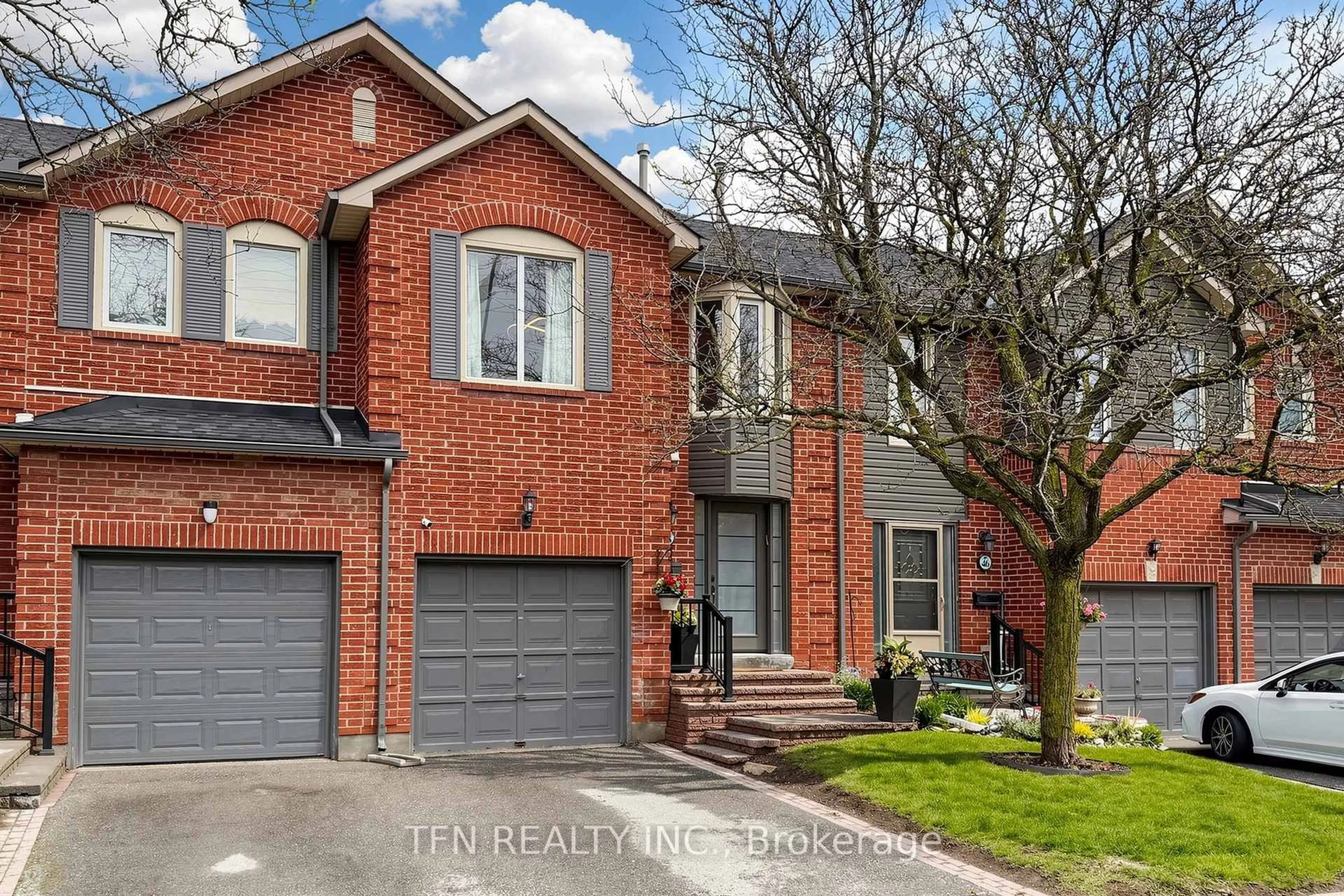 Home with brick exterior material, street for 48 Beaumont Pl #58, Vaughan Ontario L4J 4W8